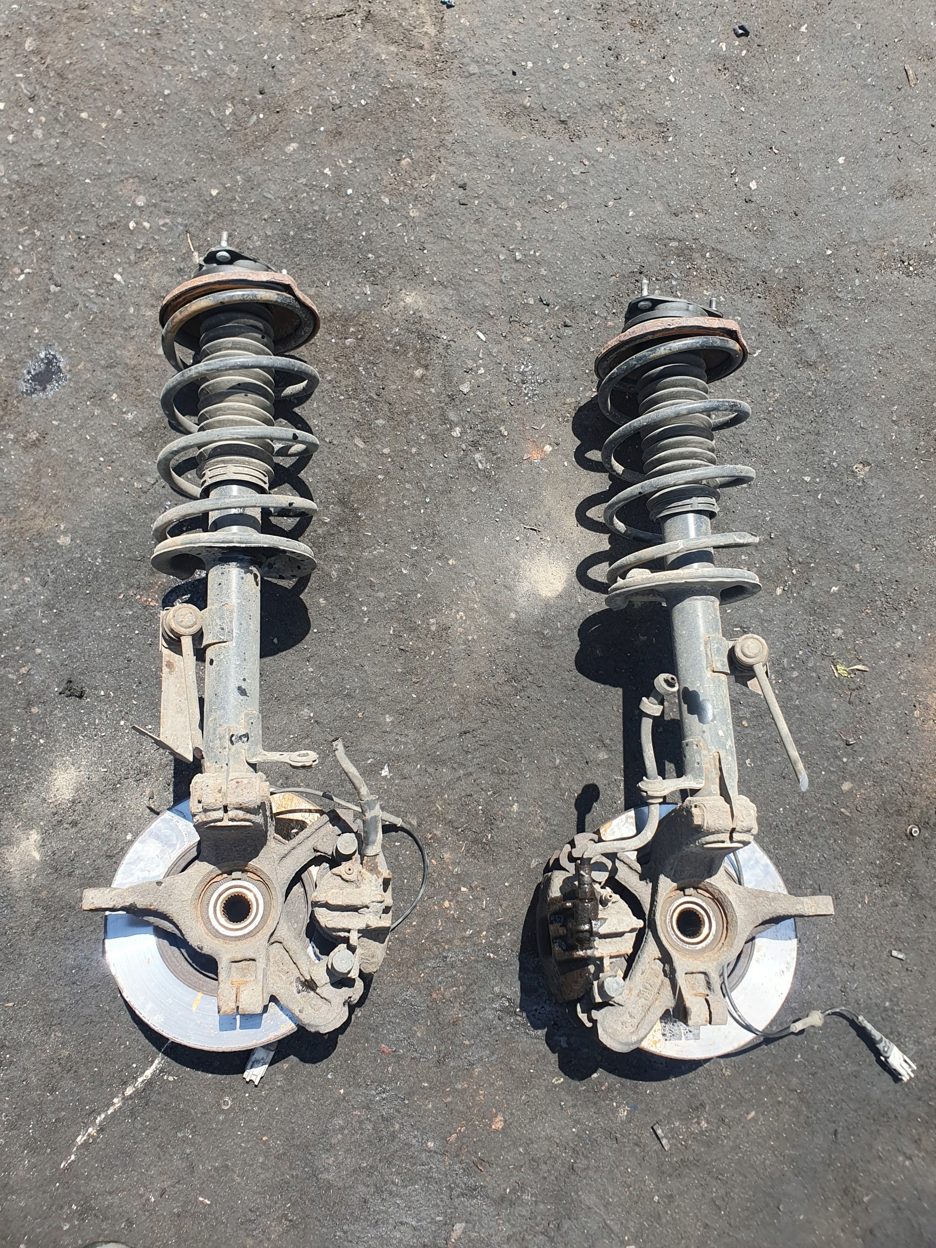 Балка под Усилитель FORD Focus MK1 4d 98-2002 1.4 b