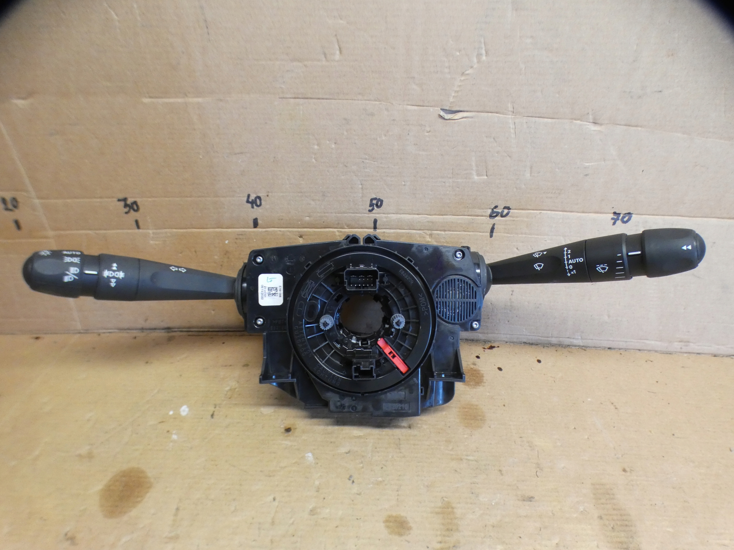 CITROEN E-C4 C4 III steering wheel levers and controls ring control 98477380ZD