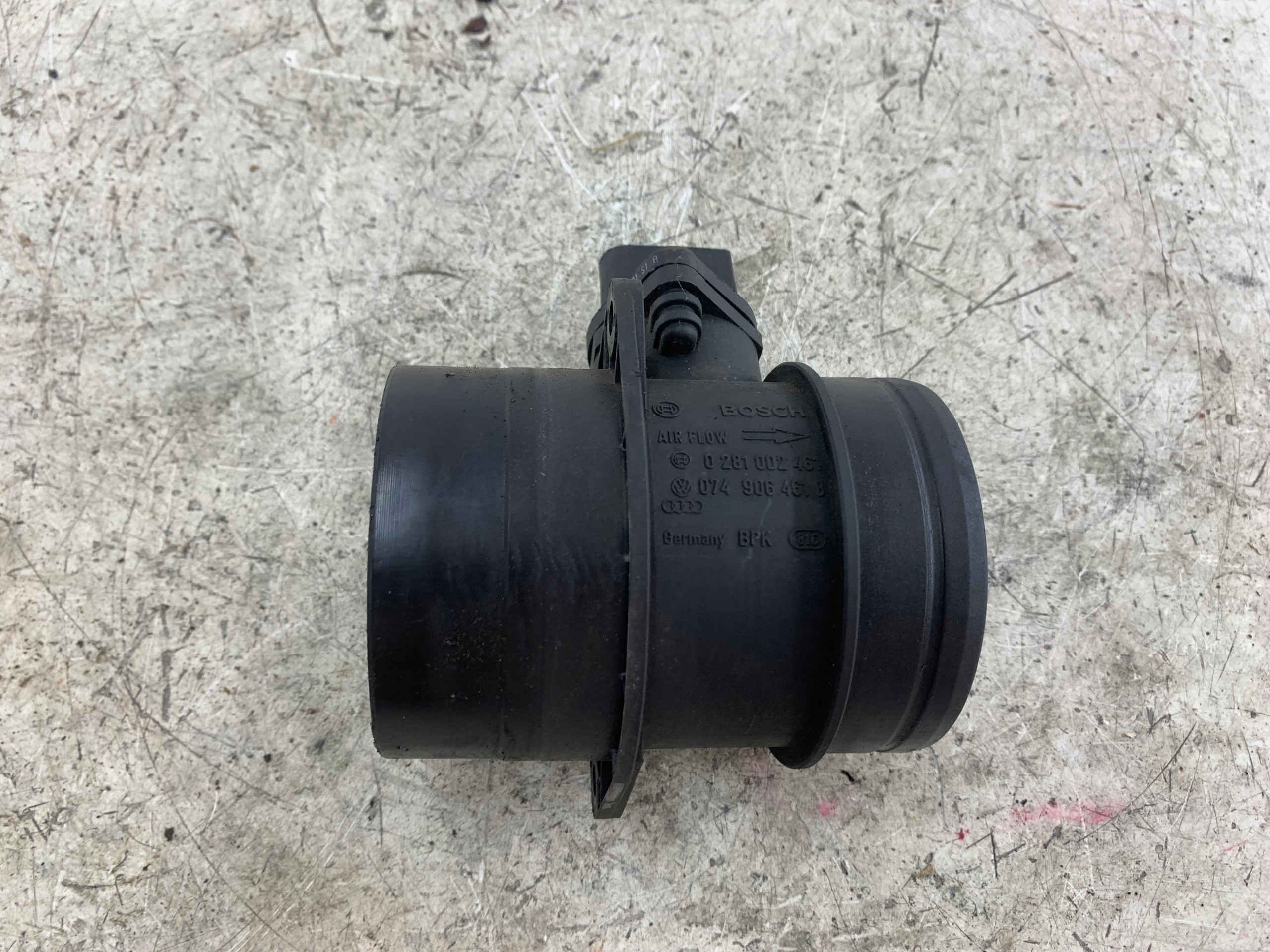 AUDI A4 B7 2.0 TDI flow meter 074906461B