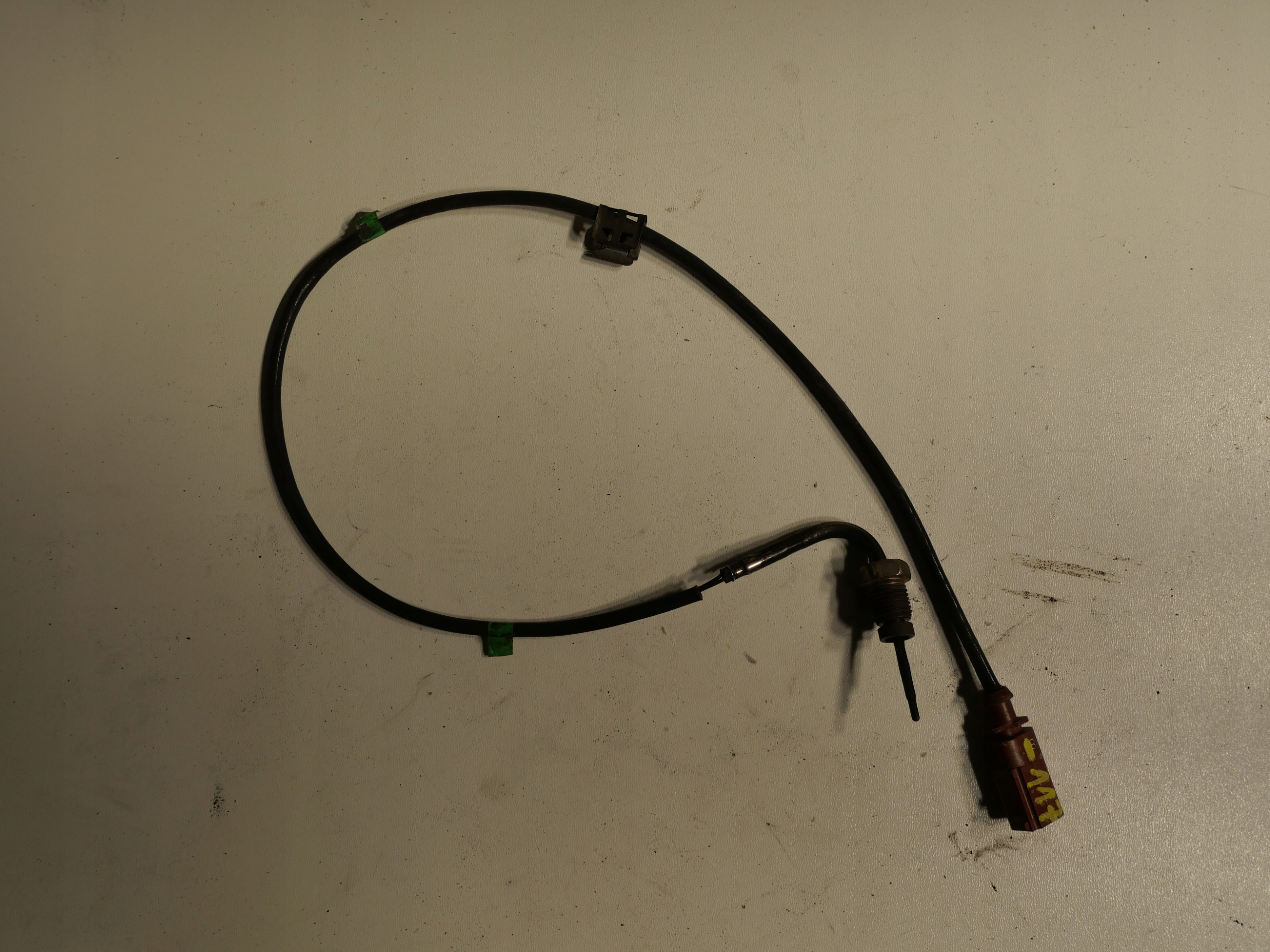 Sensor TEMPERATURY Gase VW SEAT SKODA 03L906088CL