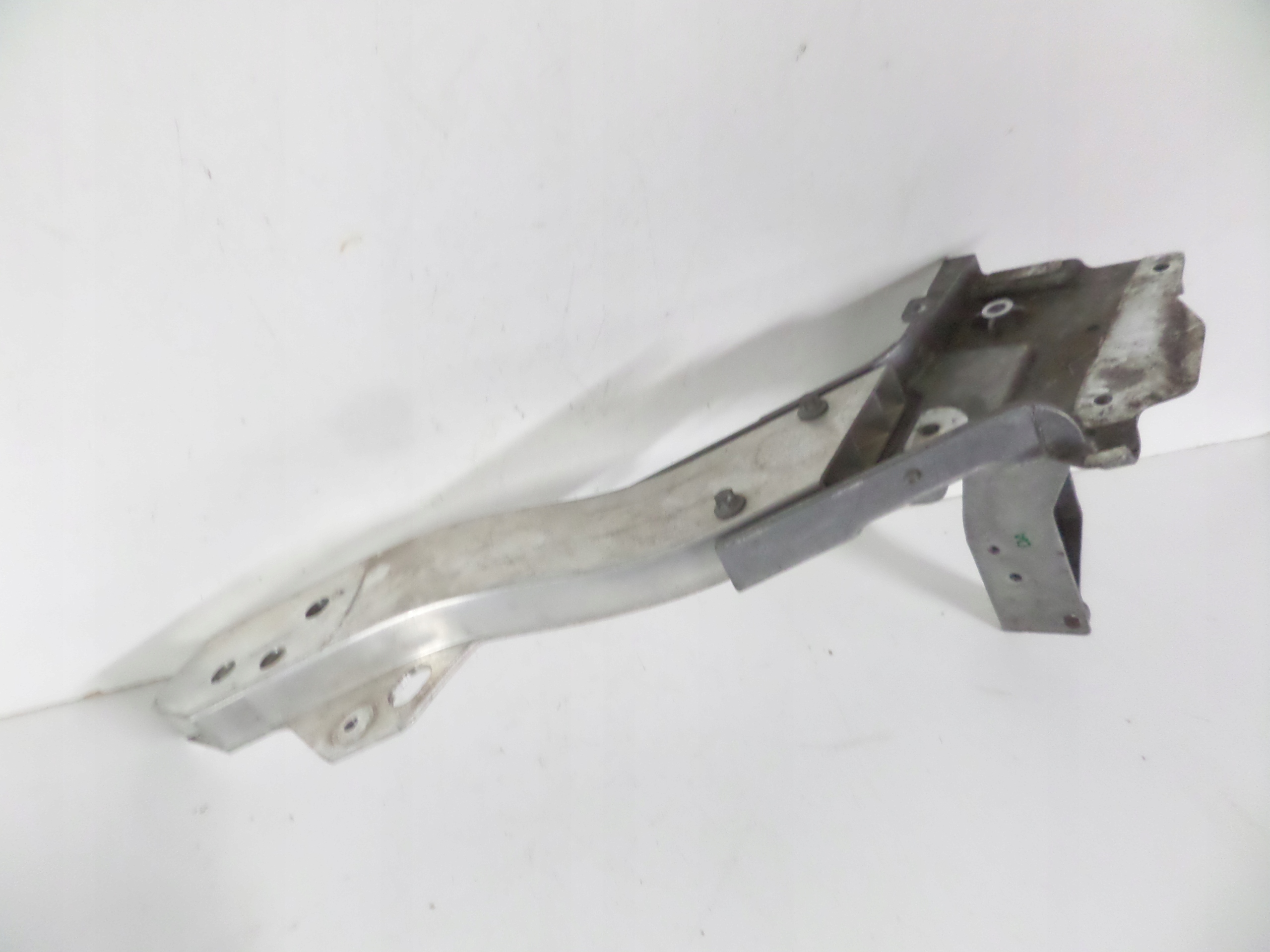 Okular supports front right MERCEDES E KLASA W213 16