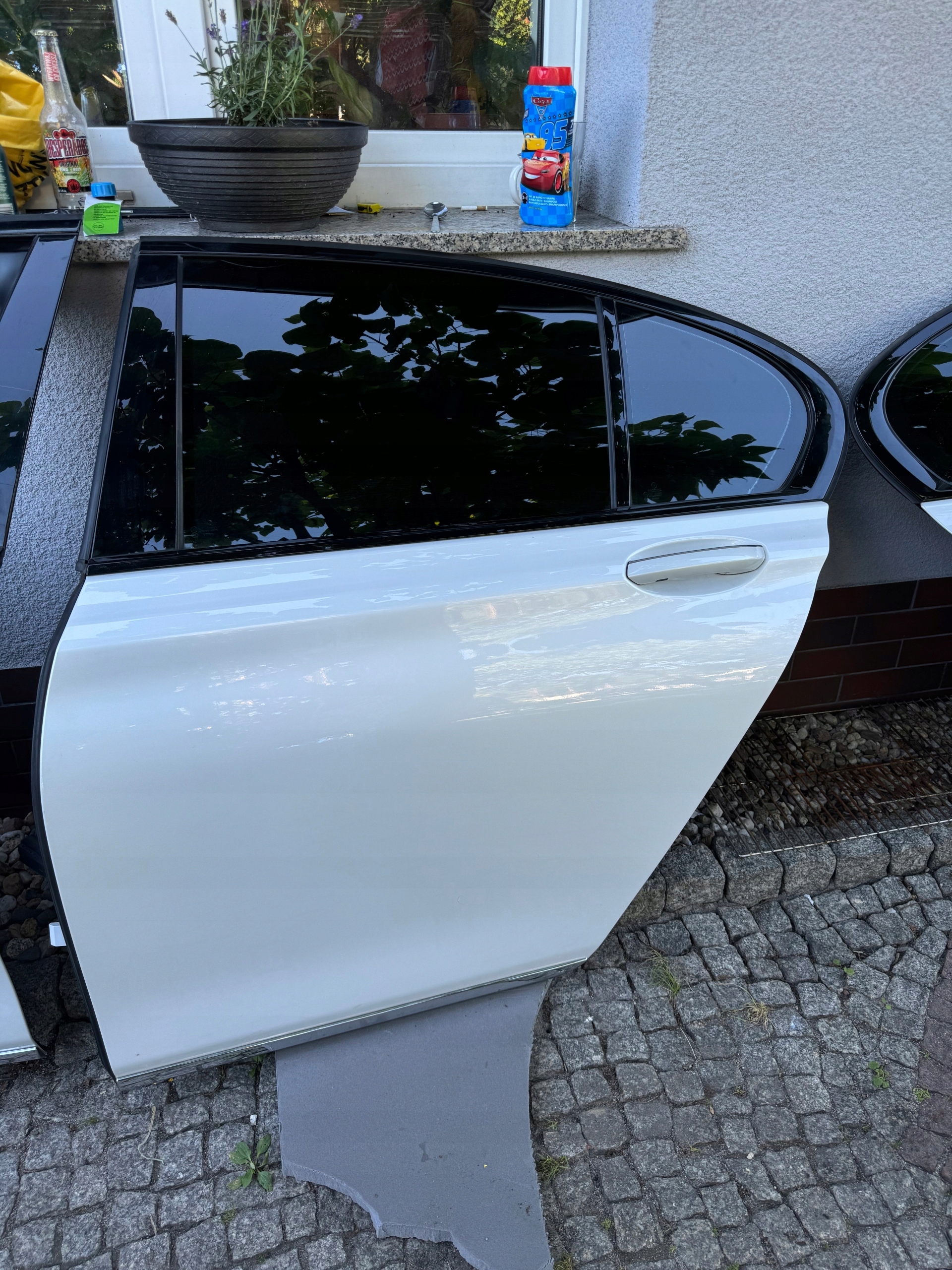 DRZWI LEWE TYLNE LEWY TYŁ BMW 7 G11 A96 MINERAL WEISS ŁADNE W KOLOR Marka BMW