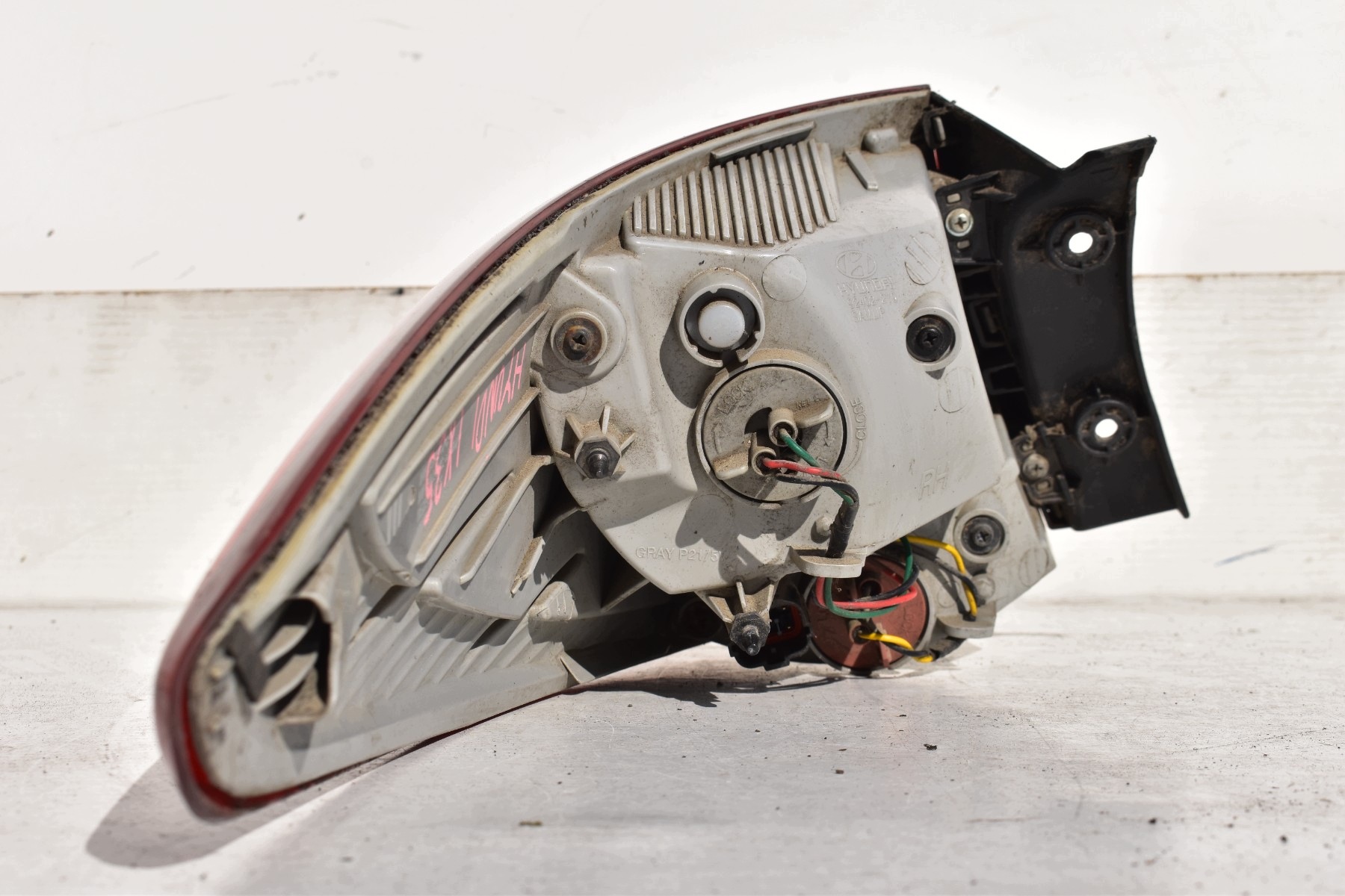 light right rear part HYUNDAI IX35 2009-2013R 92402-2Y0 EU