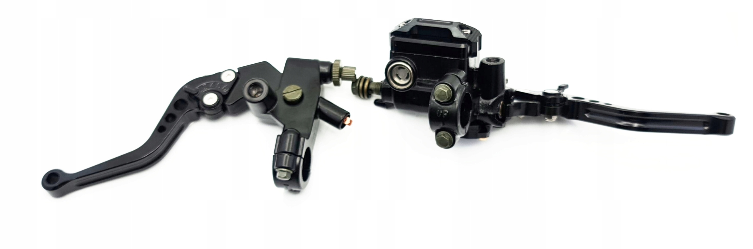 DZWIGNIE KLAMKI HAMULCA I SPRZEGLA KPL POMPA