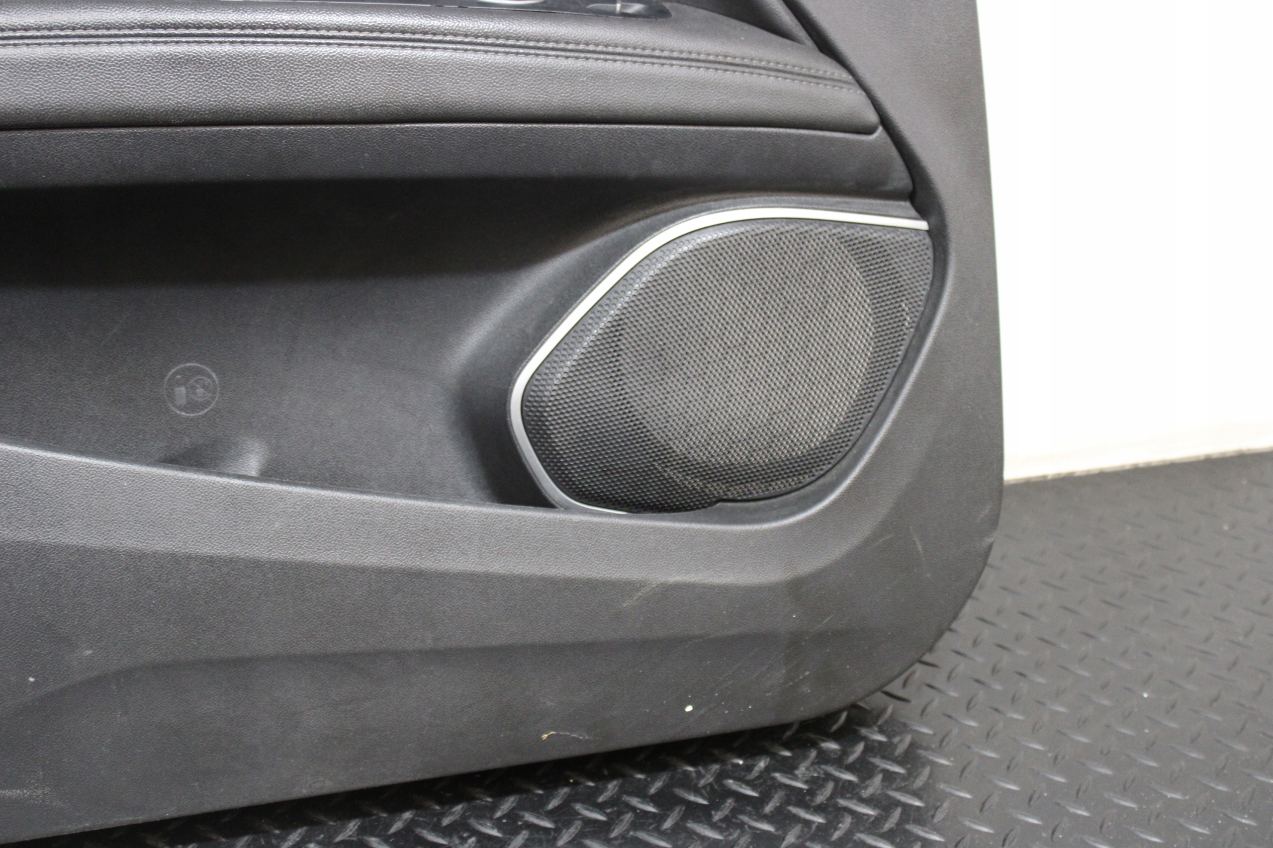 upholstery side door left front ALFA ROMEO STELVIO