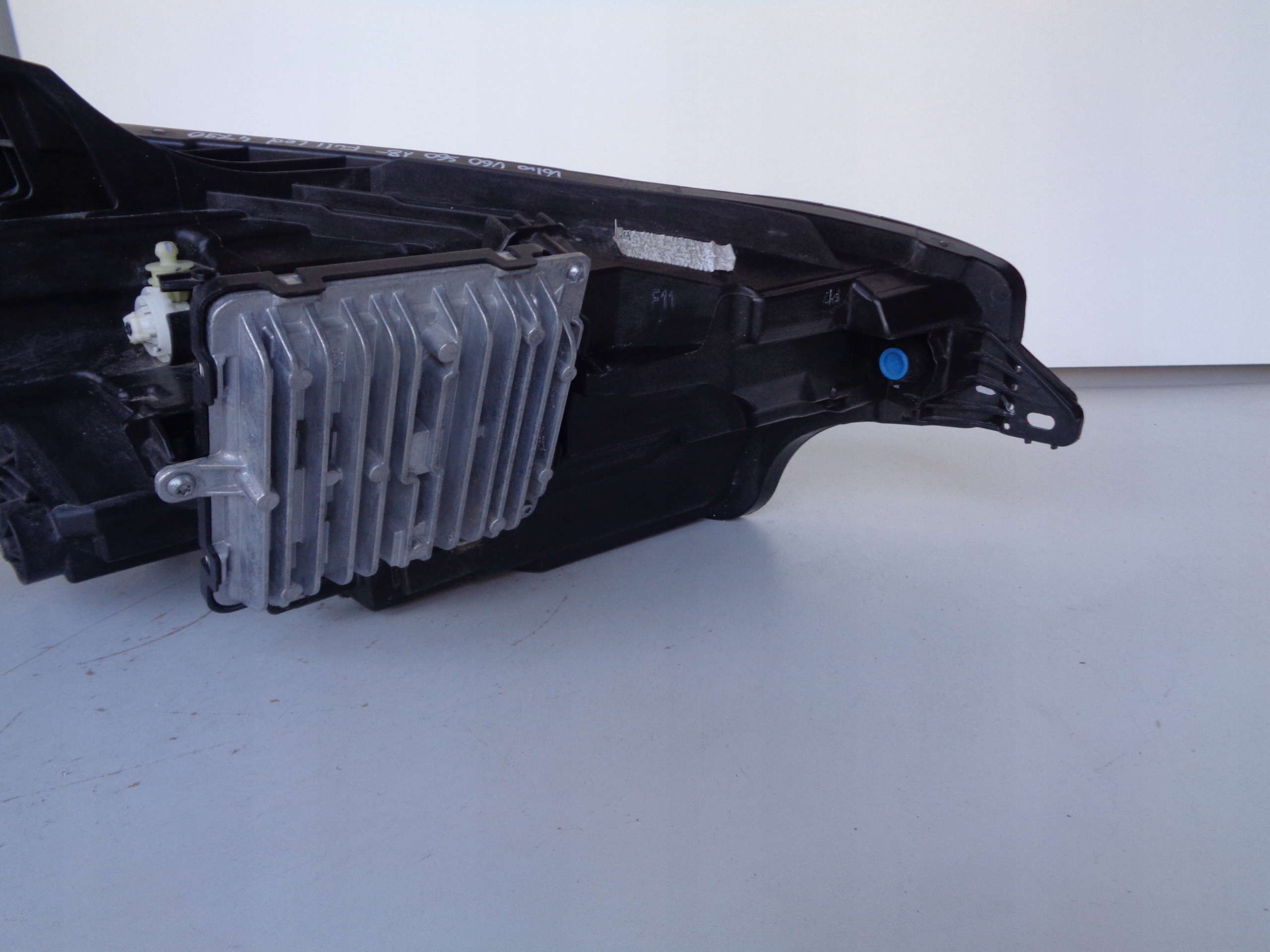 light left REFLEKTOR VOLVO V60 S60 18- FULL LED