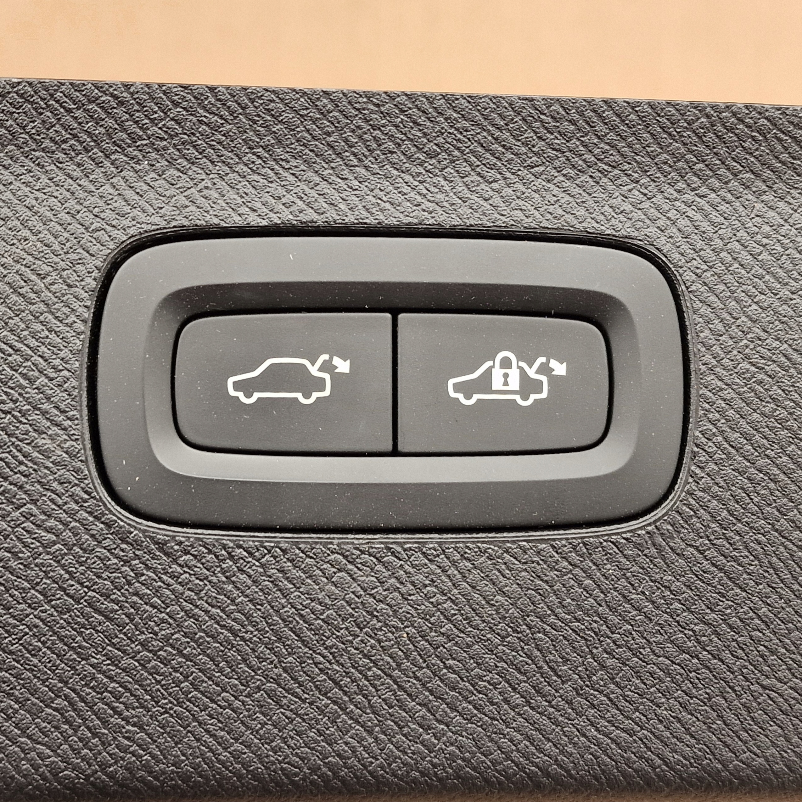 upholstery cover bonnet boot VOLVO XC90 II 2015