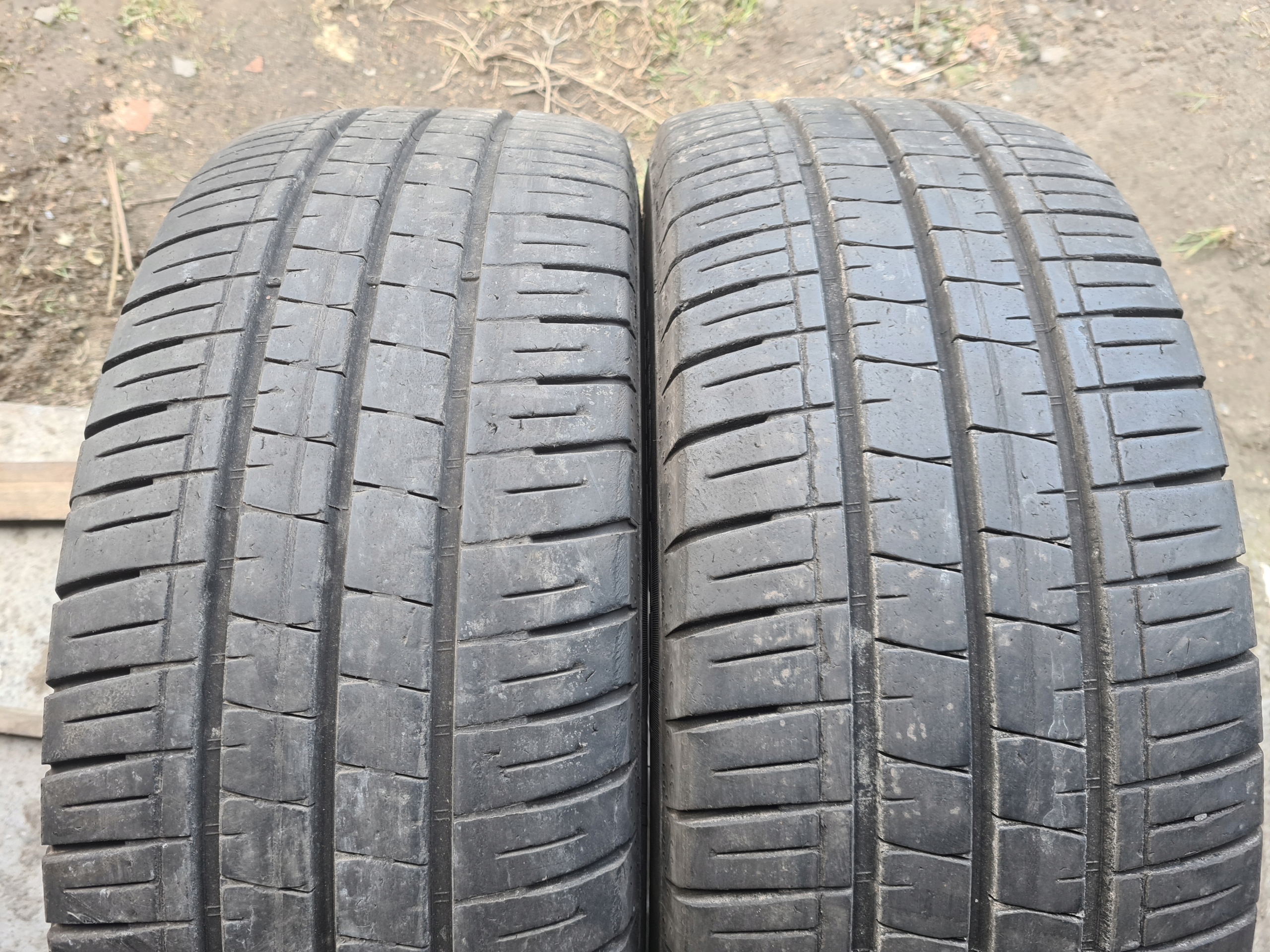 Красивые летние шины 225 / 55R17C VREDESTEIN 2022r