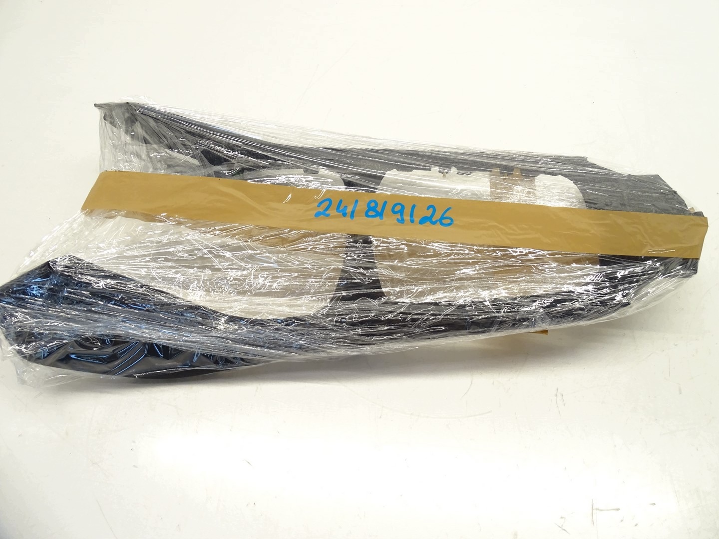 cover frame DEKOR TUNEL central BMW 1 F40 276487 165A563E402