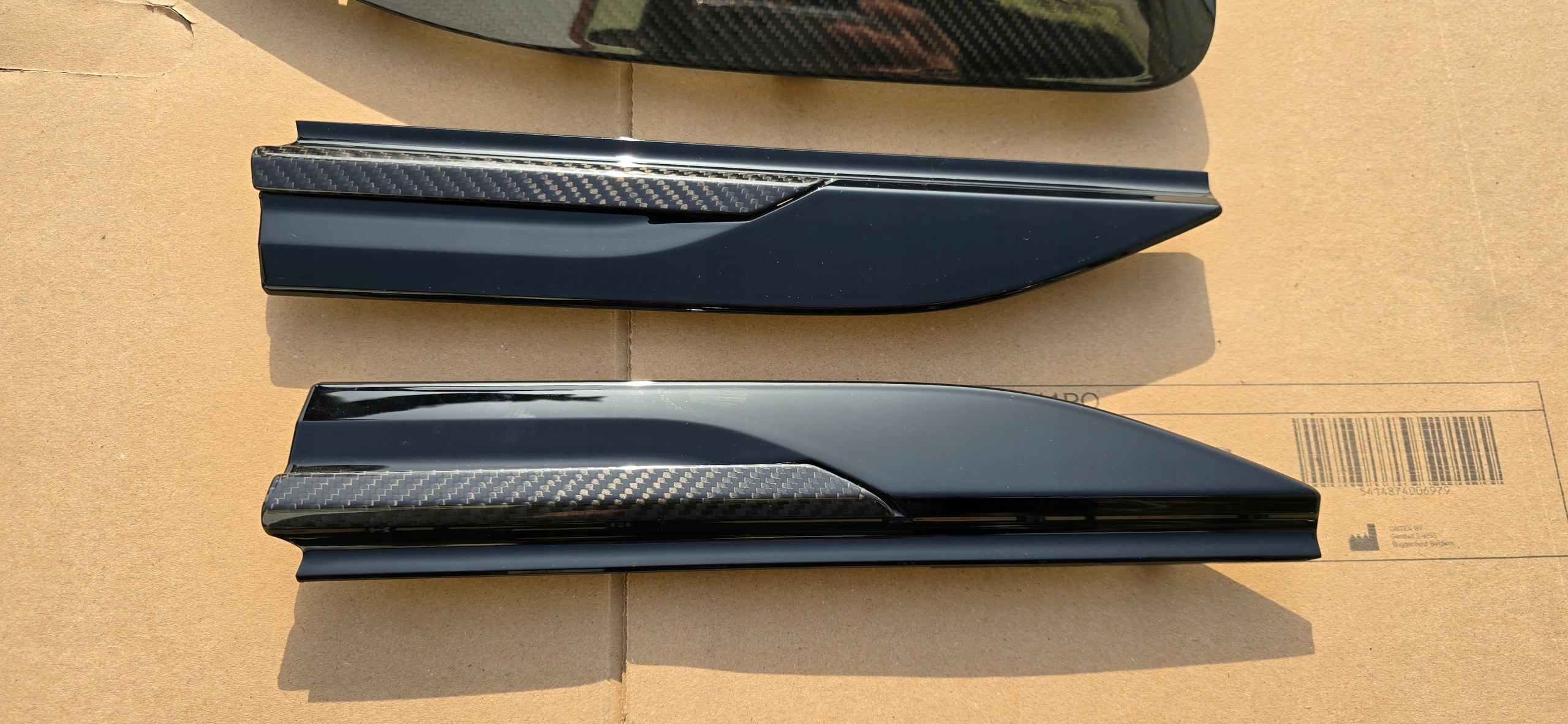RANGE ROVER VELAR L560 MODANATURA PARAFANGO CARBON