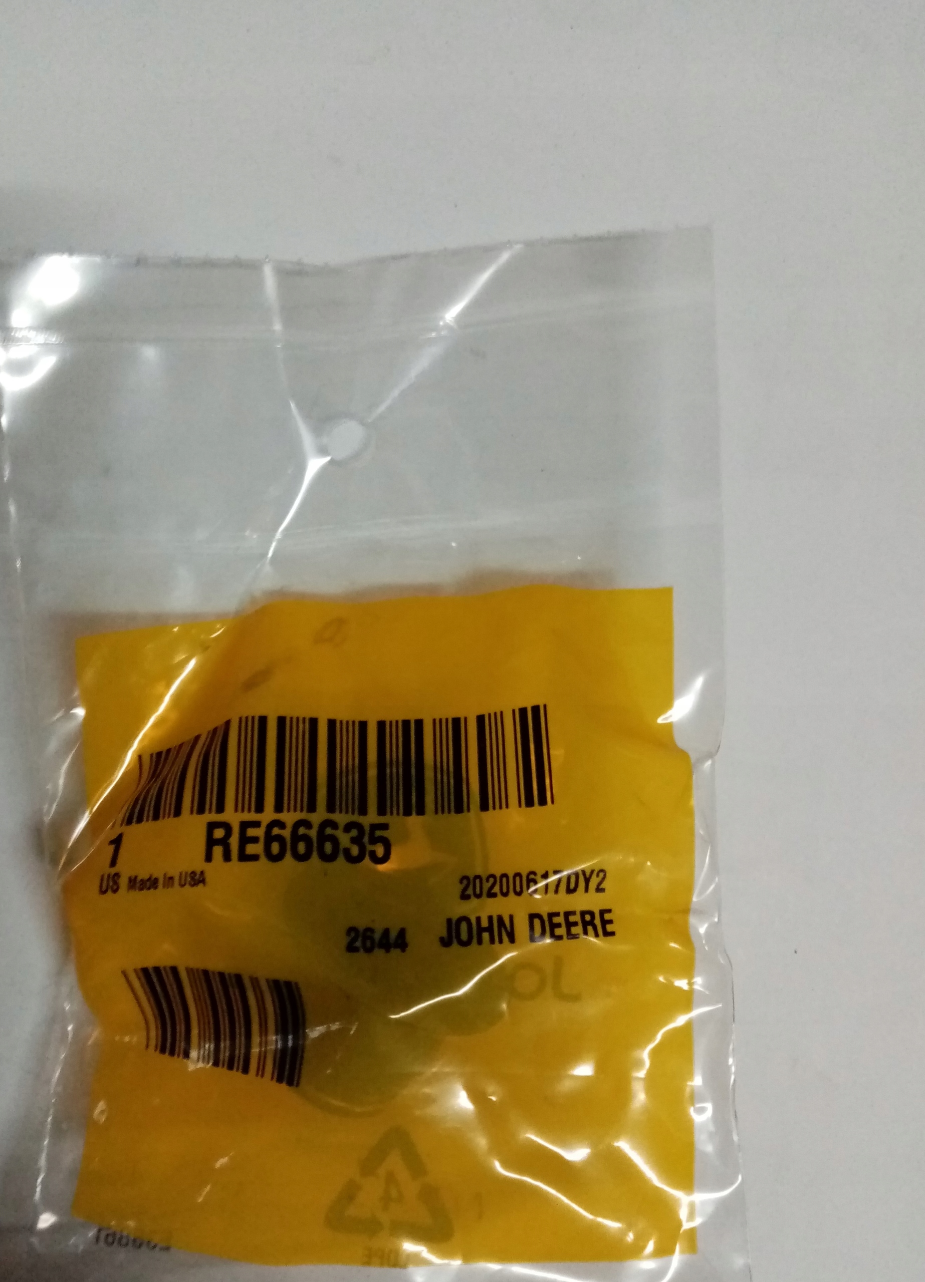 USZCZELNIACZ JOHN DEERE RE66635