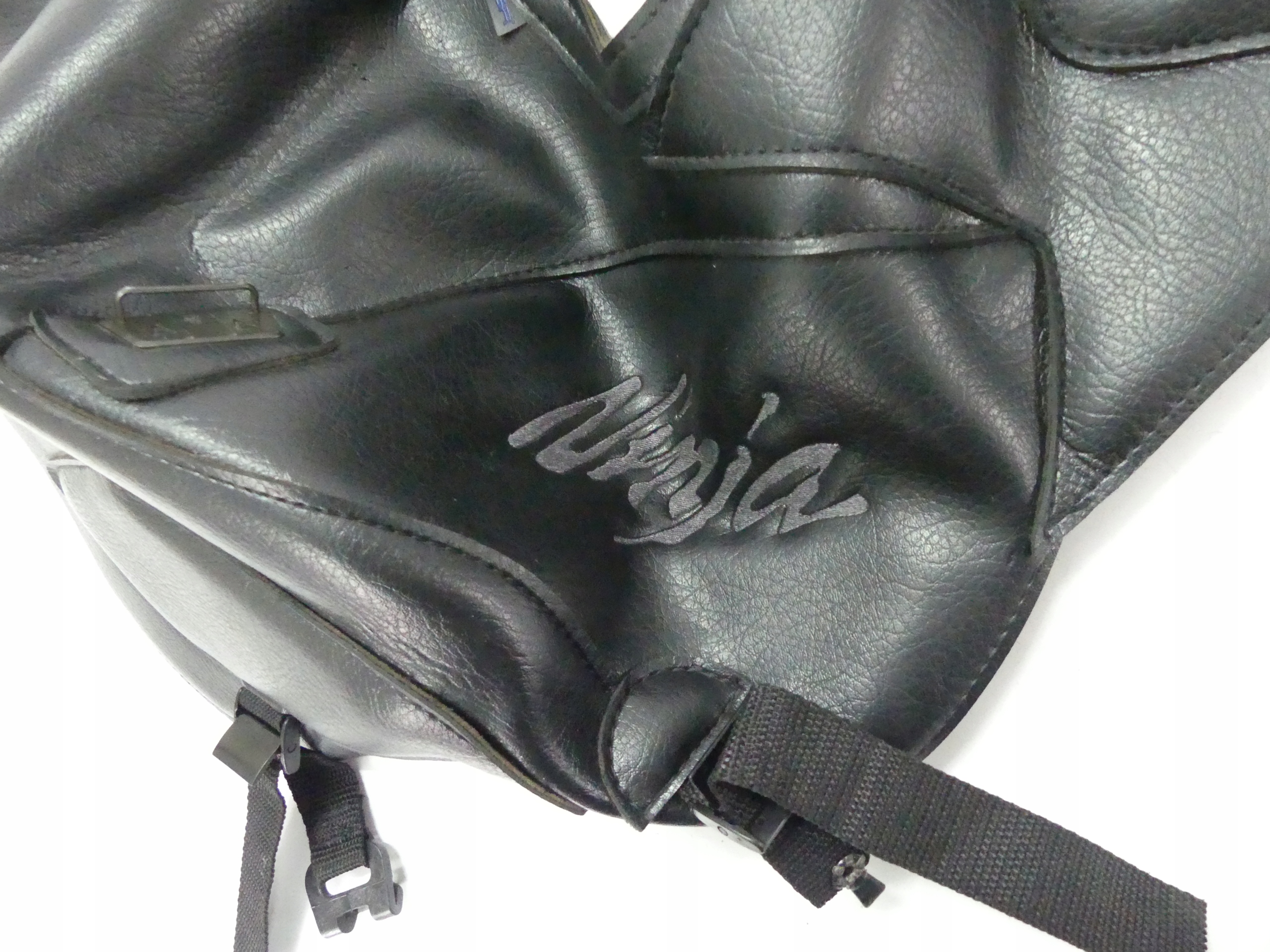 . БАГСТЕР КРЫШКА БАКА КАВАСАКИ НИНДЗЯ 650 17+