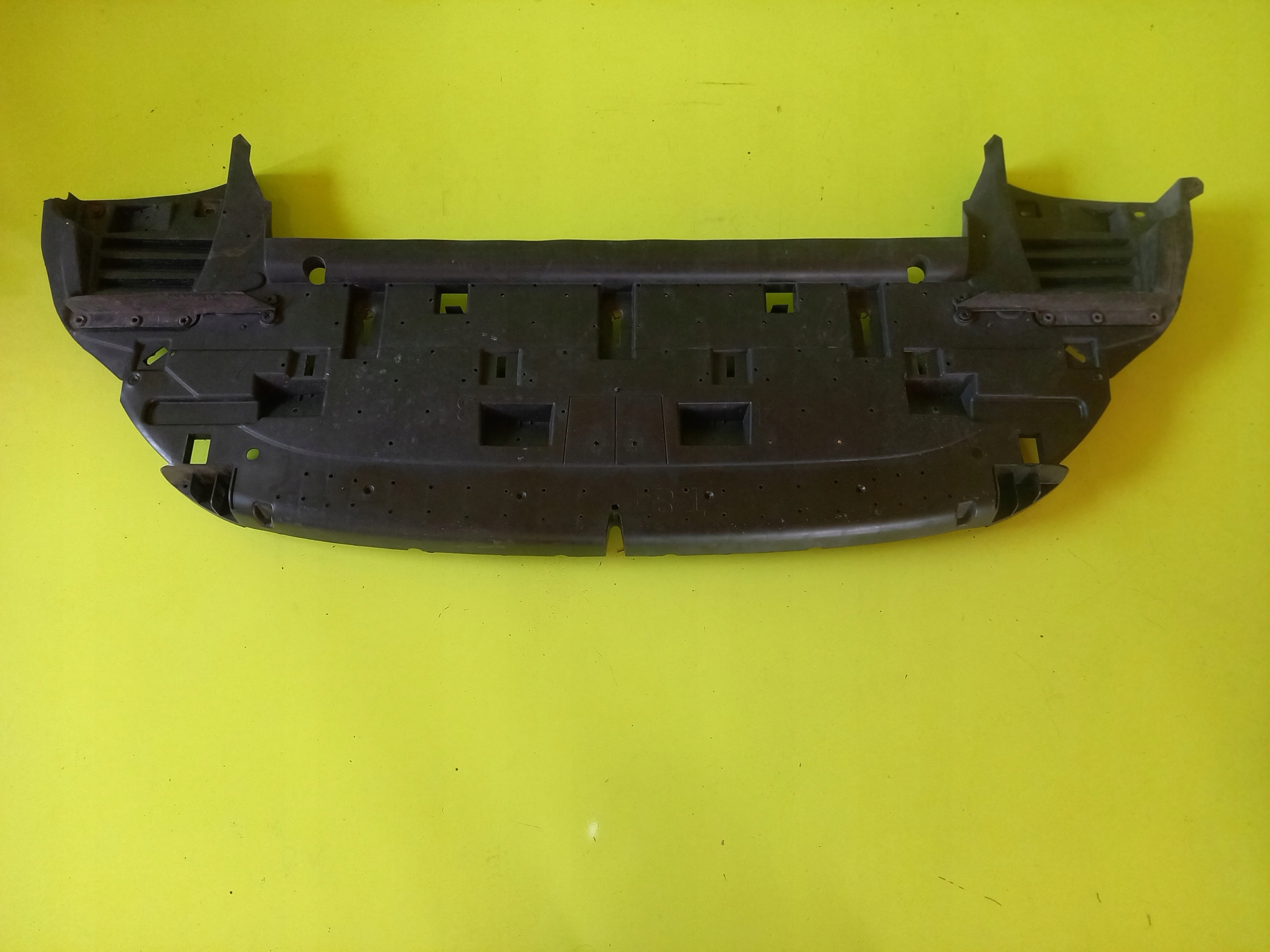 OSŁONA PŁYTA POD ZDERZAK PRZÓD PEUGEOT 3008 I LIFT 13R