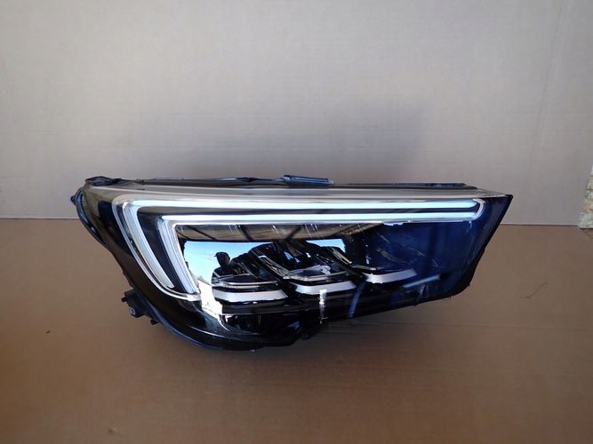 OPEL CROSSLAND X FULL LED reflektor right light right 39153432