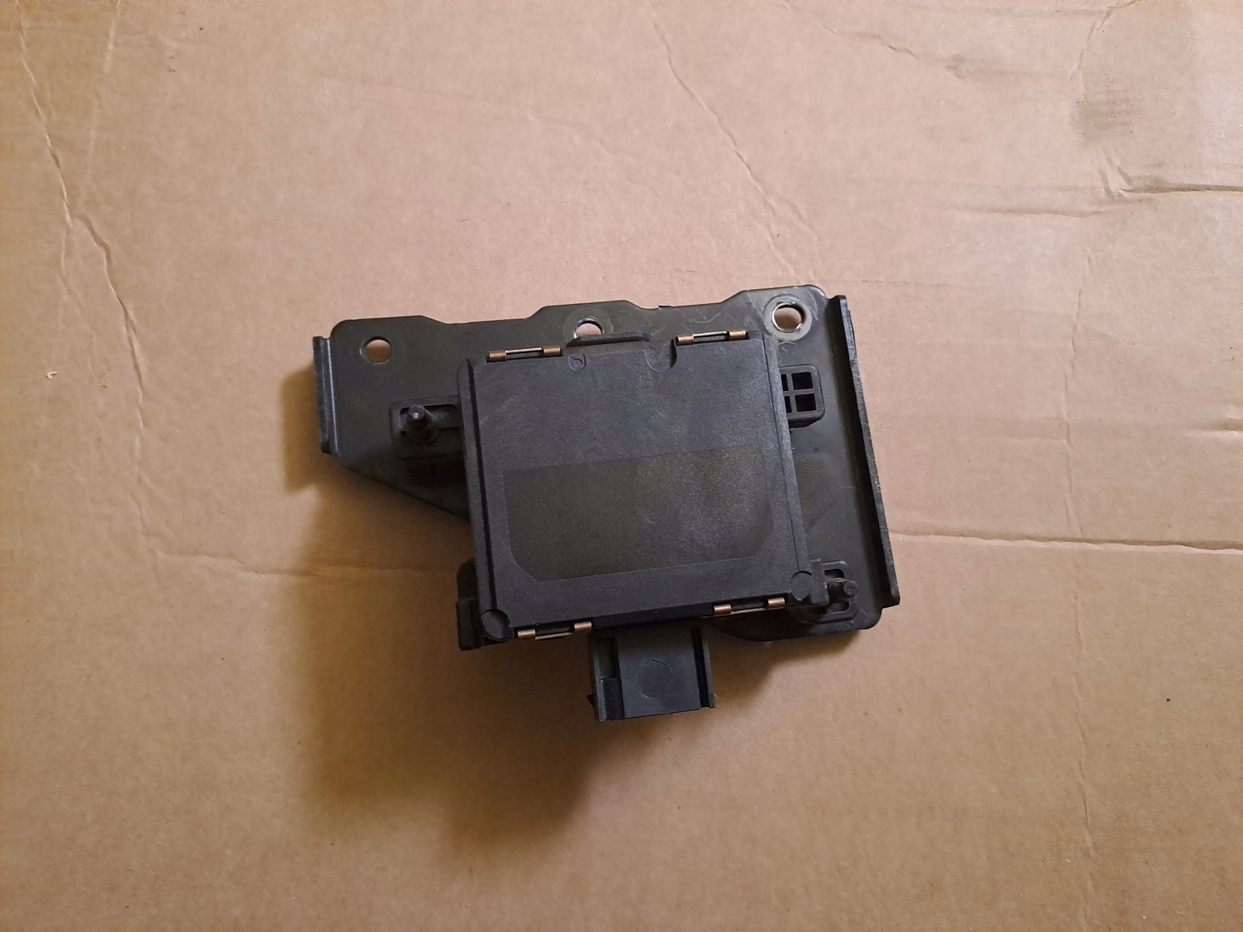 РАДАР DISTRONIC HYUNDAI KONA 0203303635