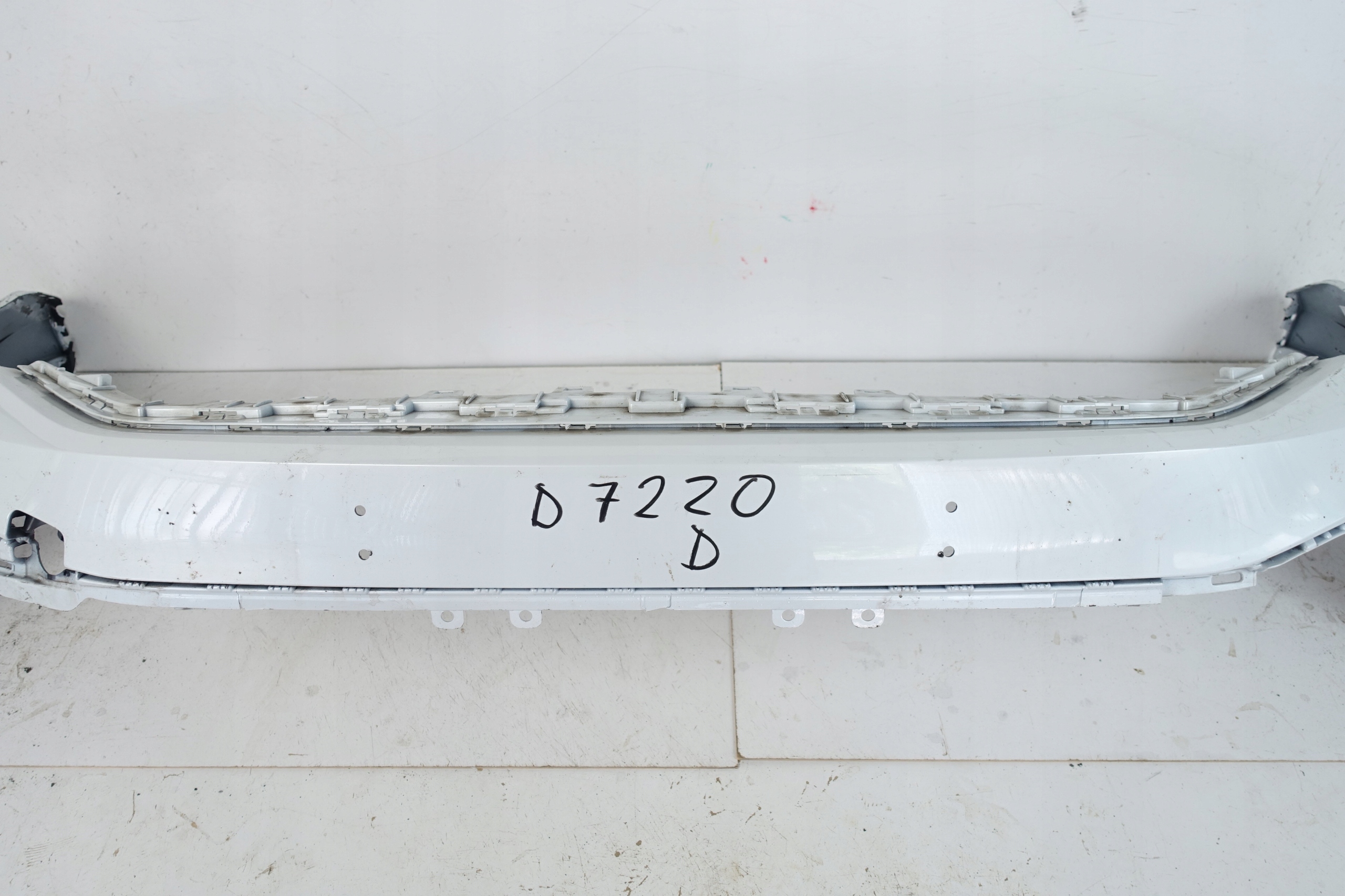 ZDERZAK PRZÓD PRZEDNI VW TIGUAN II R-LINE LIFT 20- Producent części Volkswagen OE