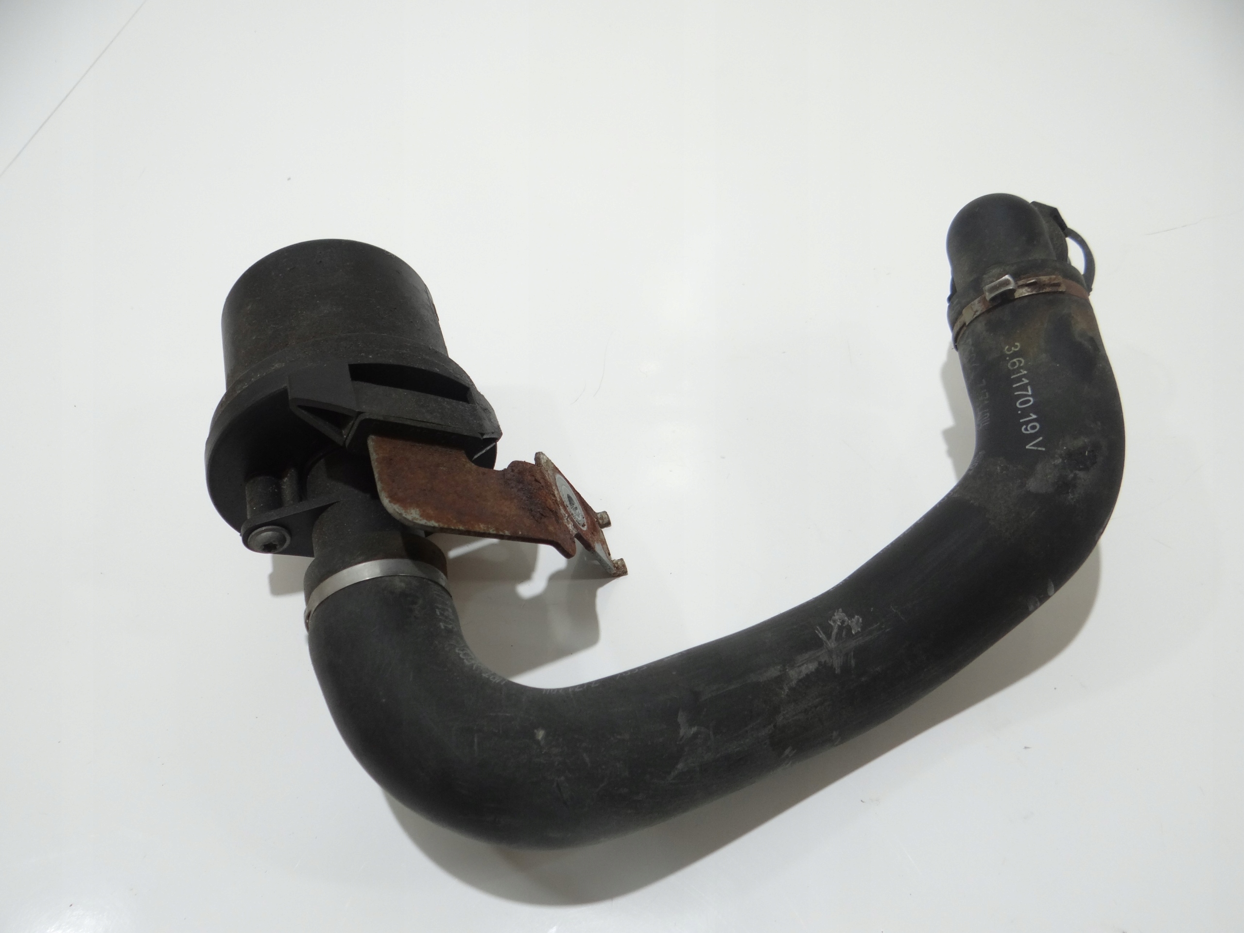 Schlauch SSACY POMPY luft WTORNEGO BMW E60 N62B44 7520825