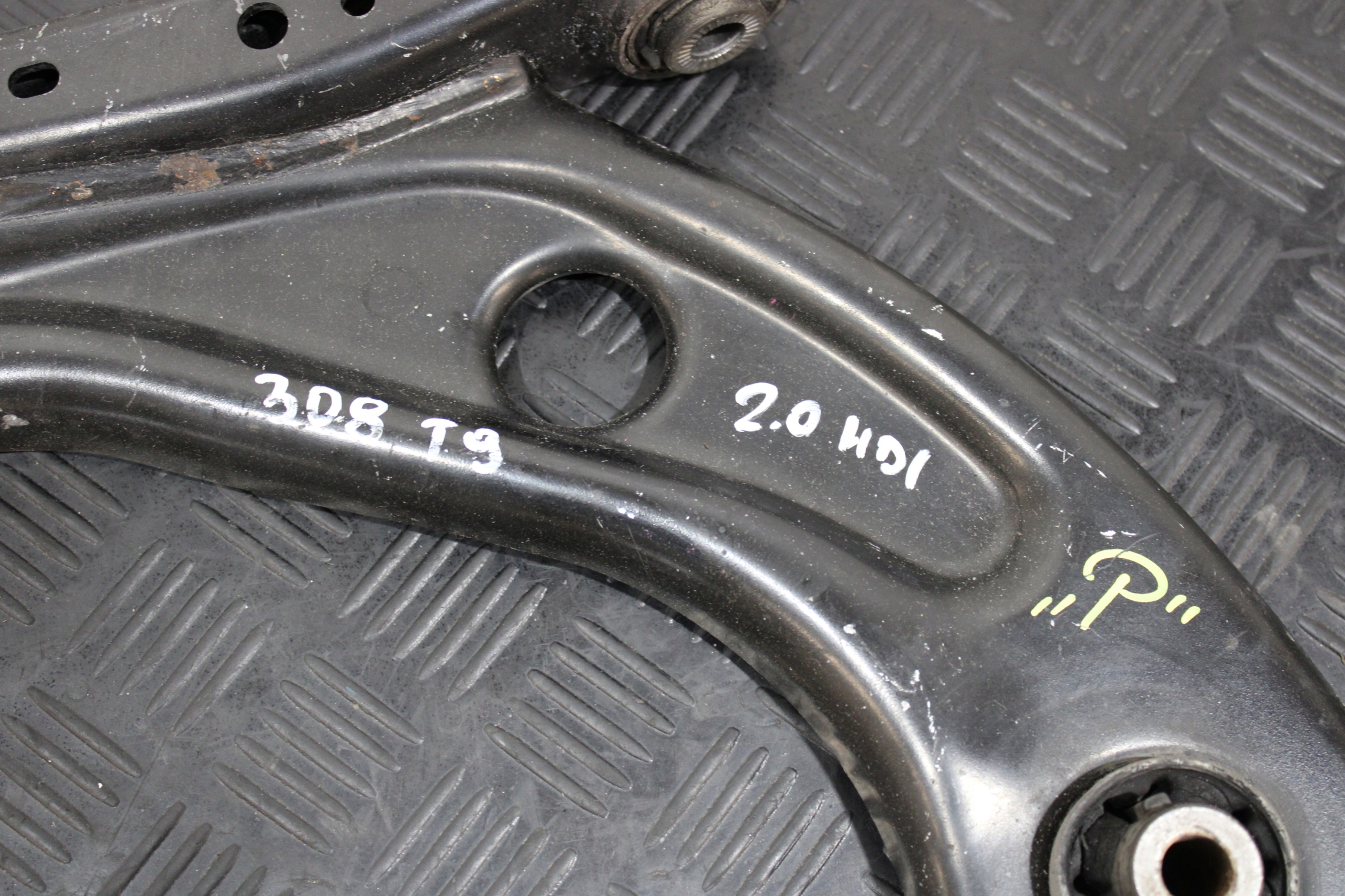 arm right front PEUGEOT 308 T9
