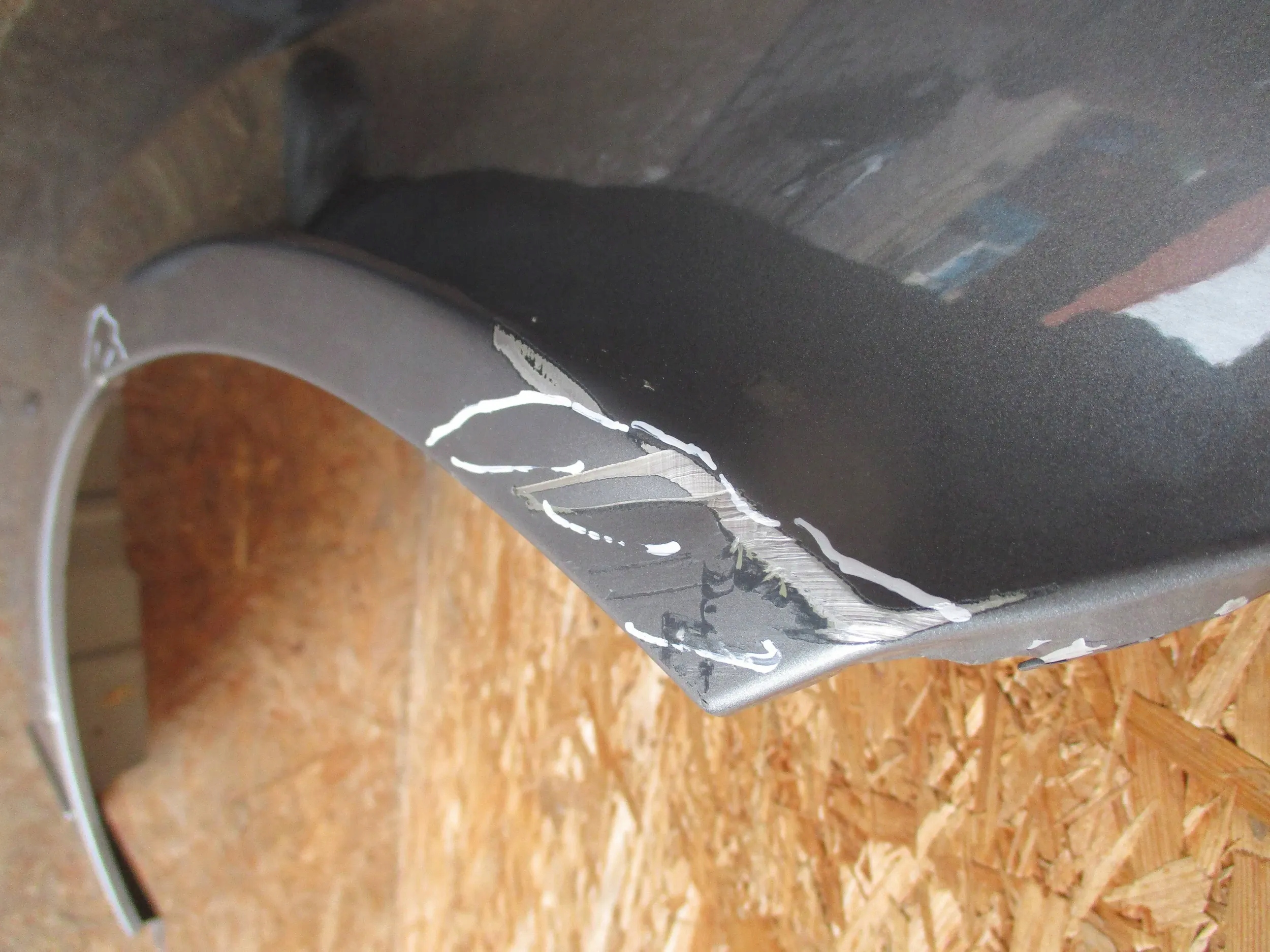 fender front front right MERCEDES C KLASA W204