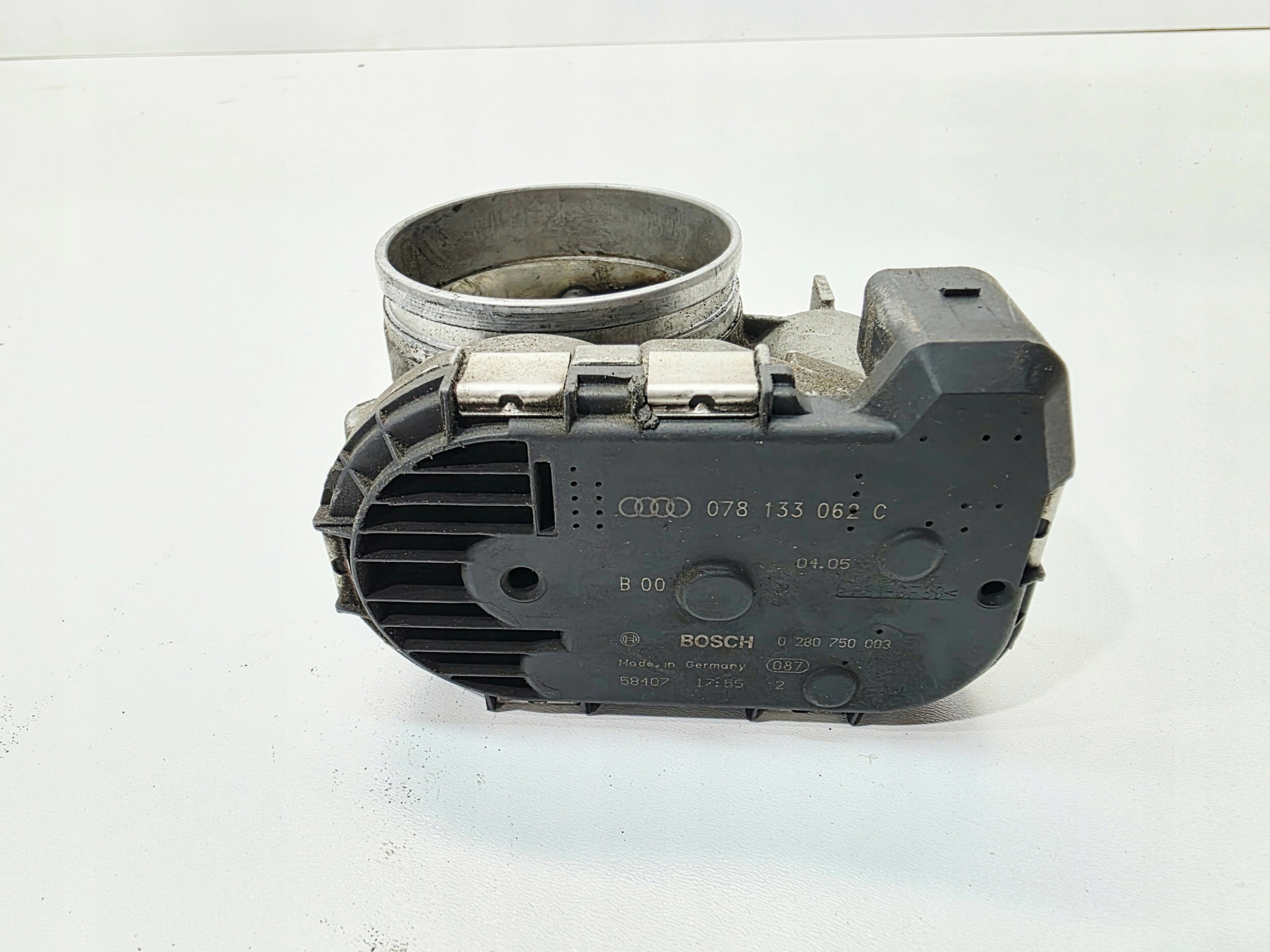throttle flap trunk door AUDI A4 B7 A6 C6 A8 D3 2.4 3.2 FSI 078133062C