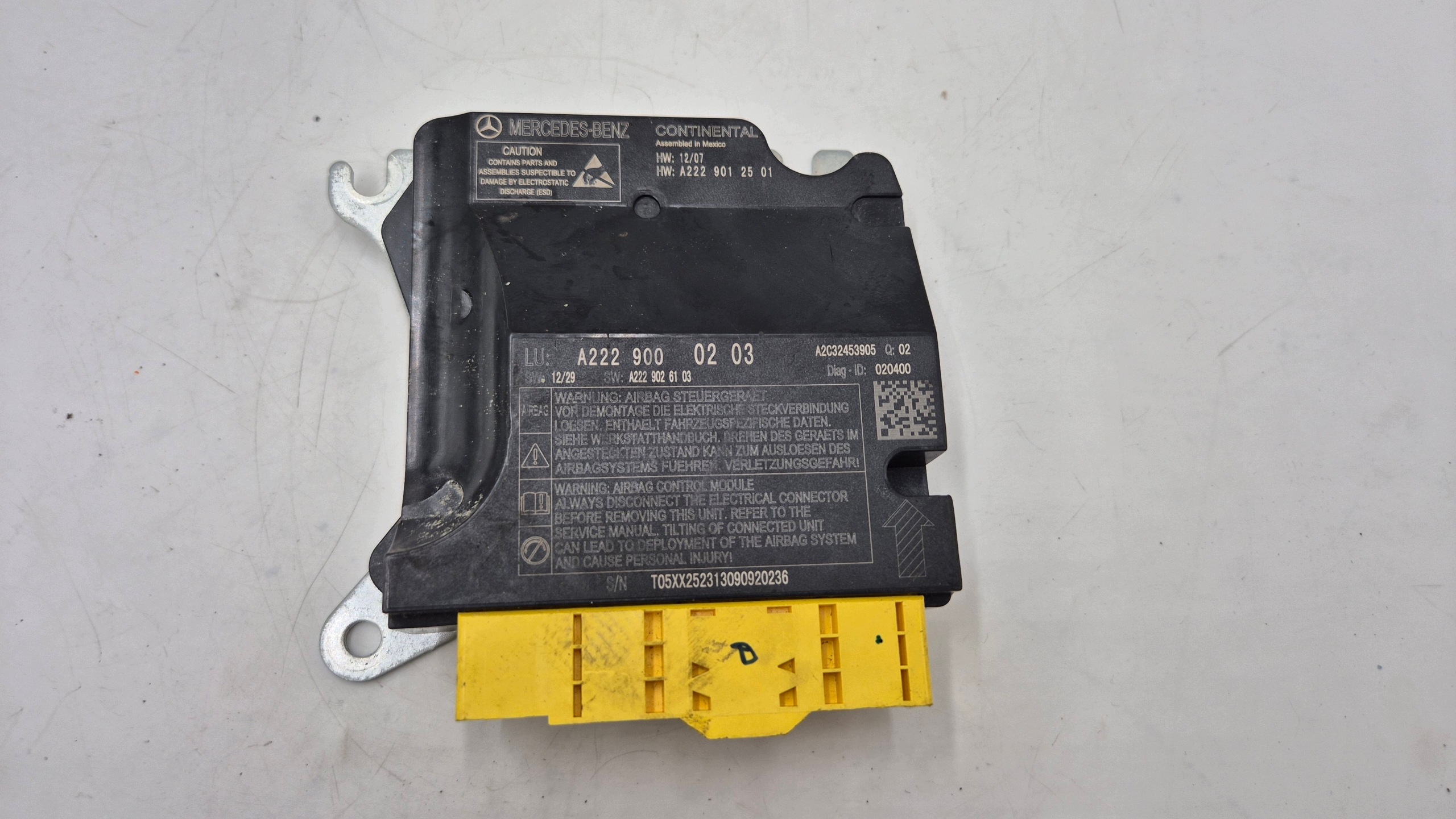 module unité de commande électronique uce airbag airbag 2229000203 MERCEDES W222