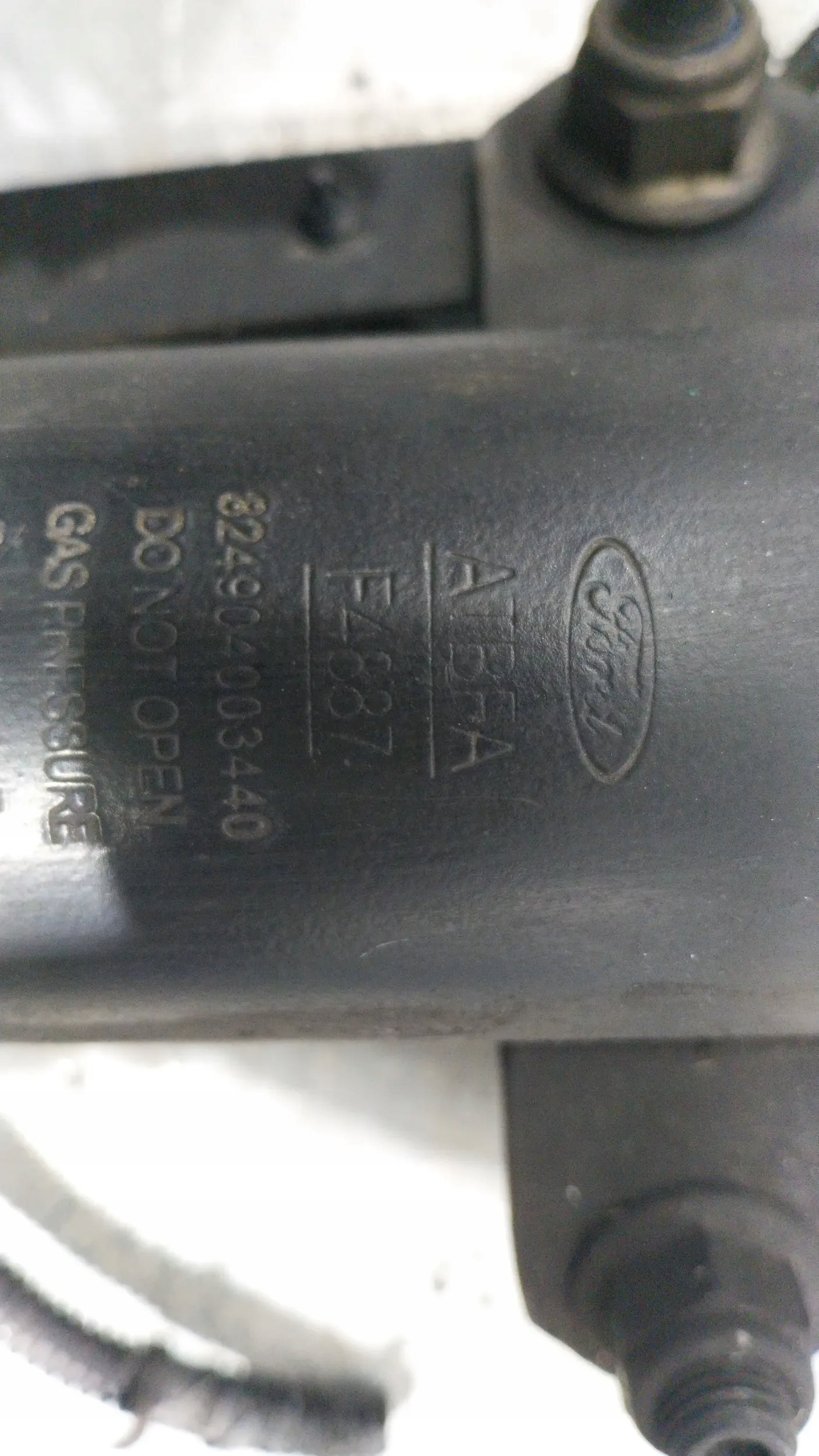 shock absorber front left right 6C1118045AE Ford Transit MK7 2.2 TDCI