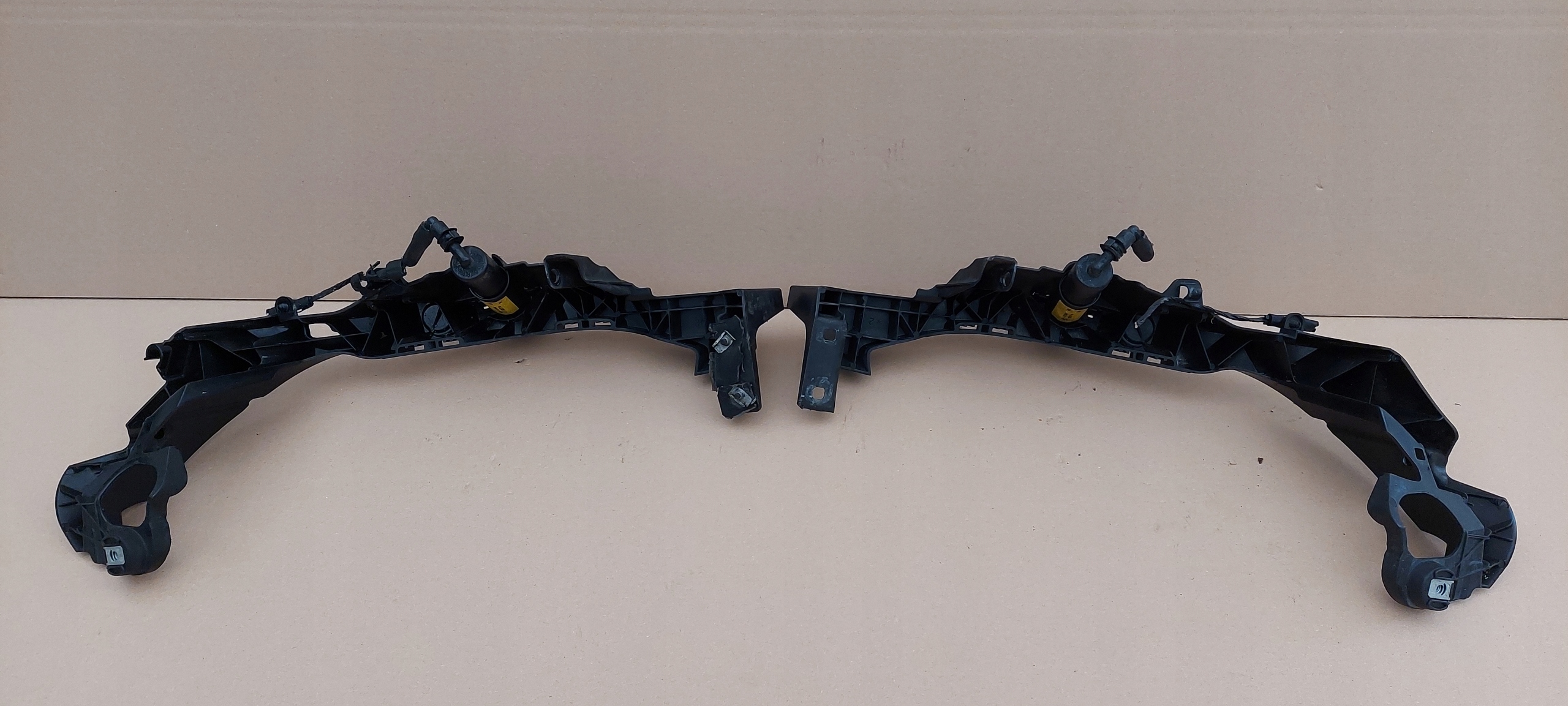 Leiste Schutzleiste unter LAMPE L oder R BMW 3 E92 E93 7227925 7227926