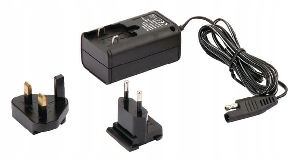 Nabíječka akumulátoru SAA10921