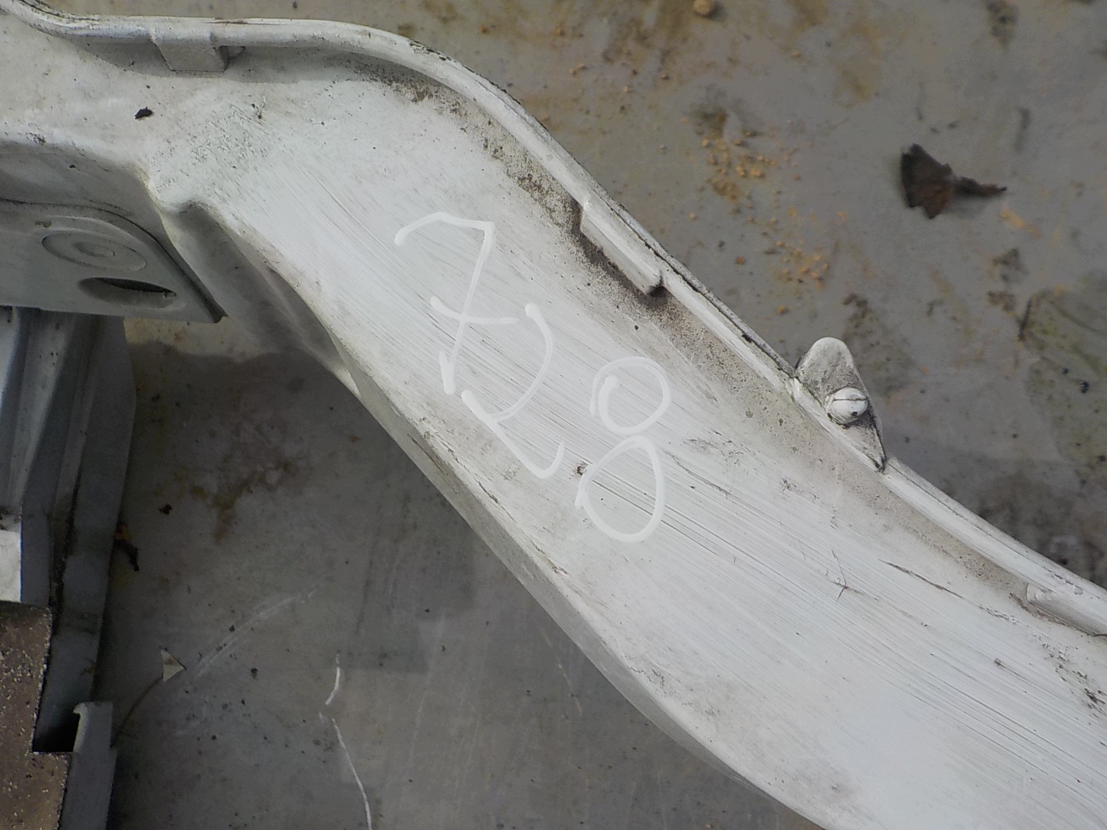 728 FORD FOCUS III MK3 support panel for radiators pillar iron OKULAR
