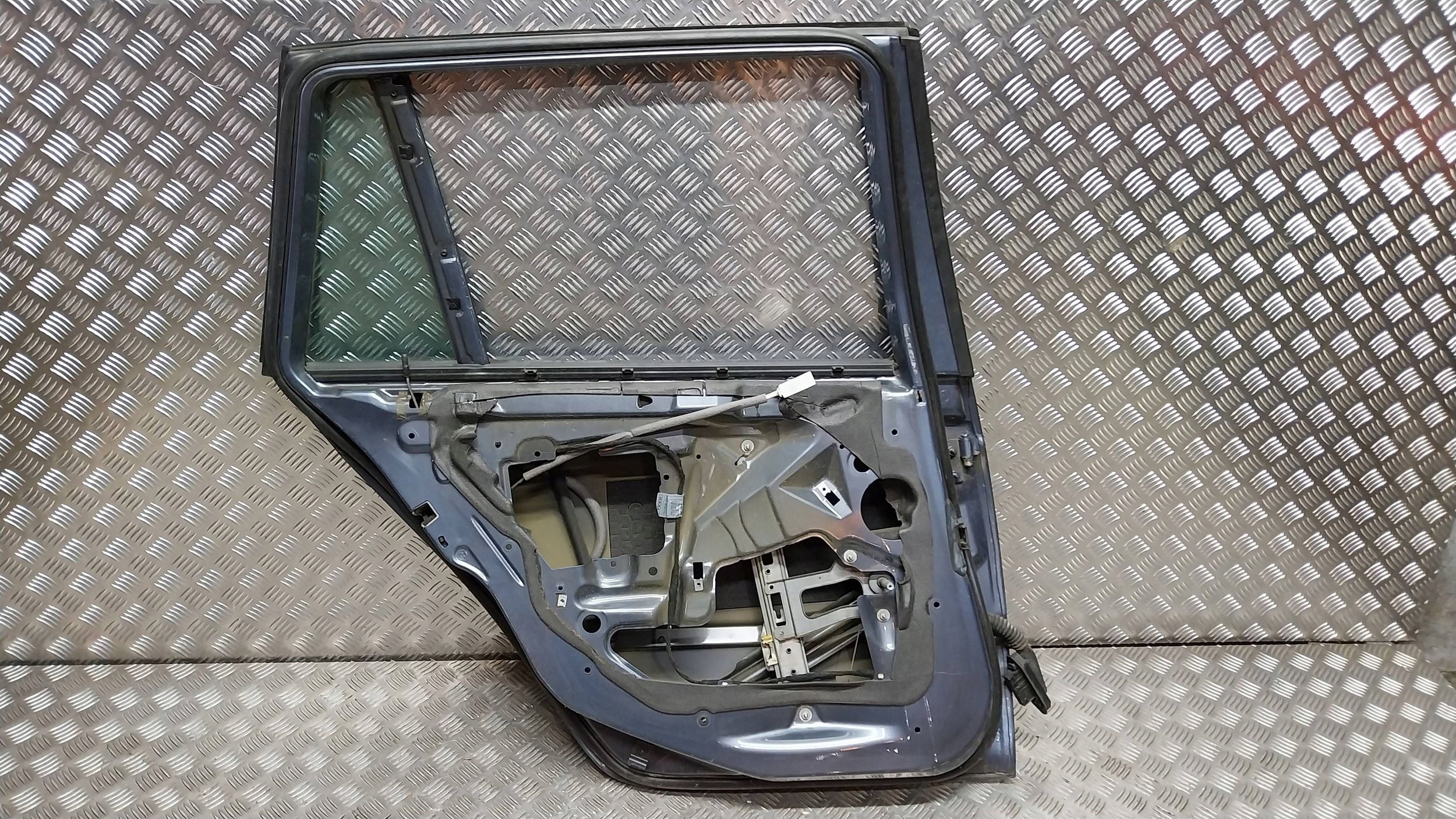 Tür heck links BMW 3 E46 KOMBI 98