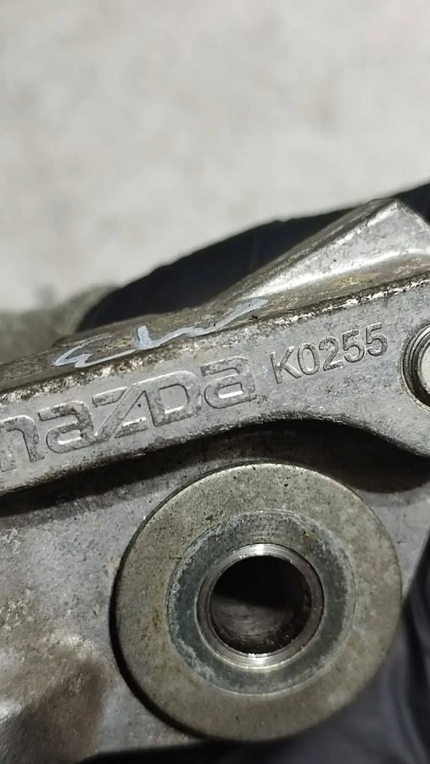 Mazda 3 III BM 17r 1.5d Spanner Riemenspanner Spannelement