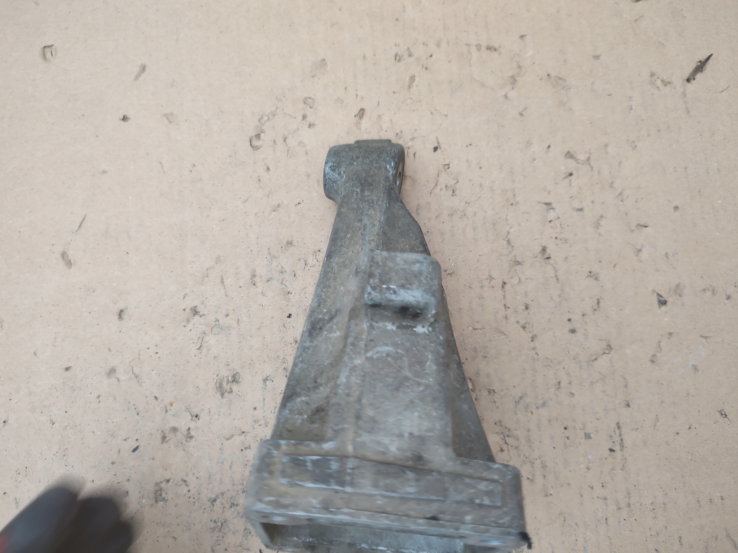 engine mount MERCEDES VITO 639 2.2 CDI A6462230204