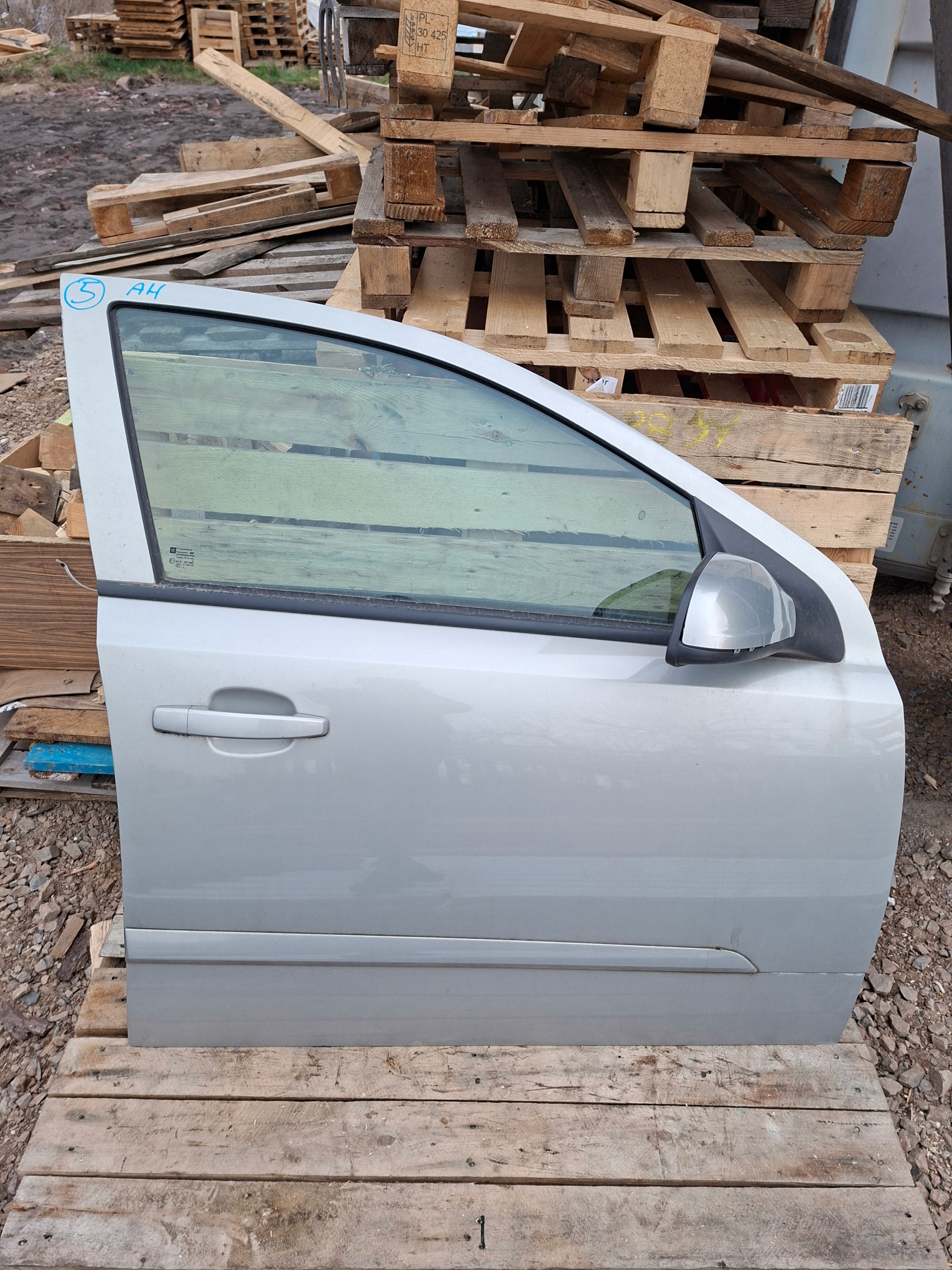 door complete right front Opel Astra H 167
