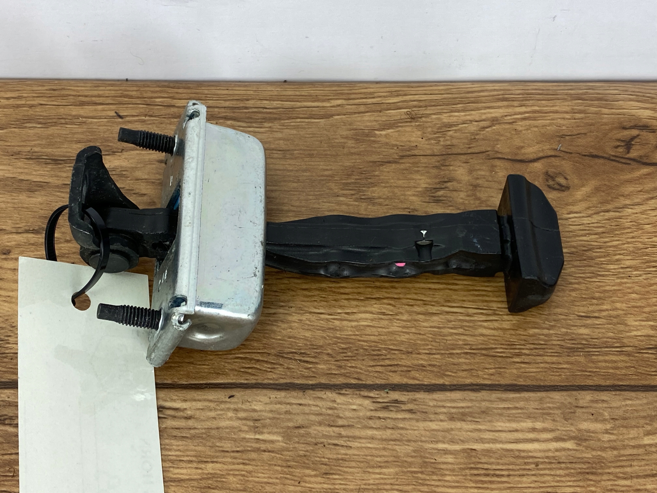 limiter door left front Dodge Ram 1500 2019+