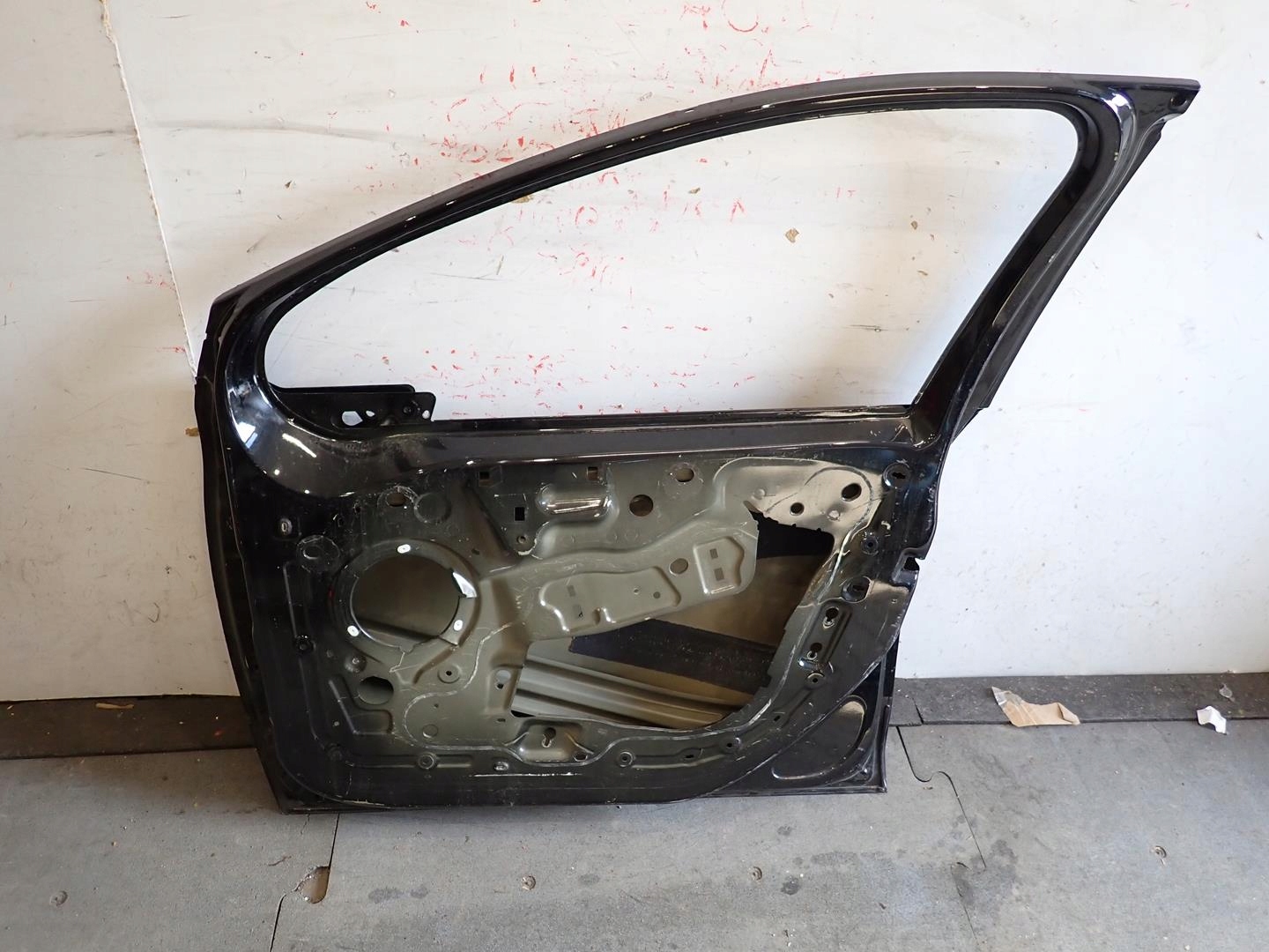 door front front right PEUGEOT 208 2013-2019