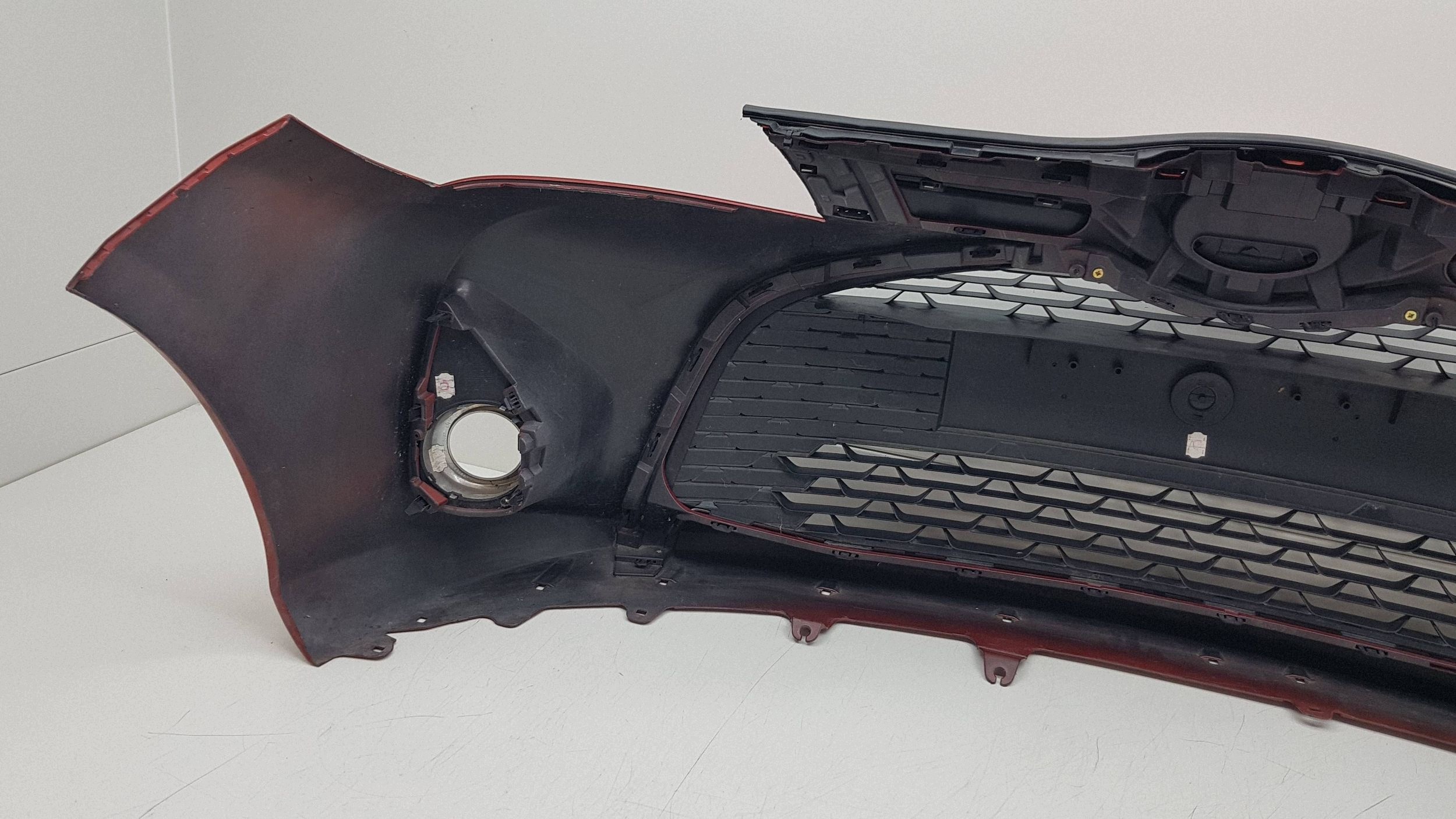 TOYOTA YARIS III 3 2014 - bumper front 531102-OD060