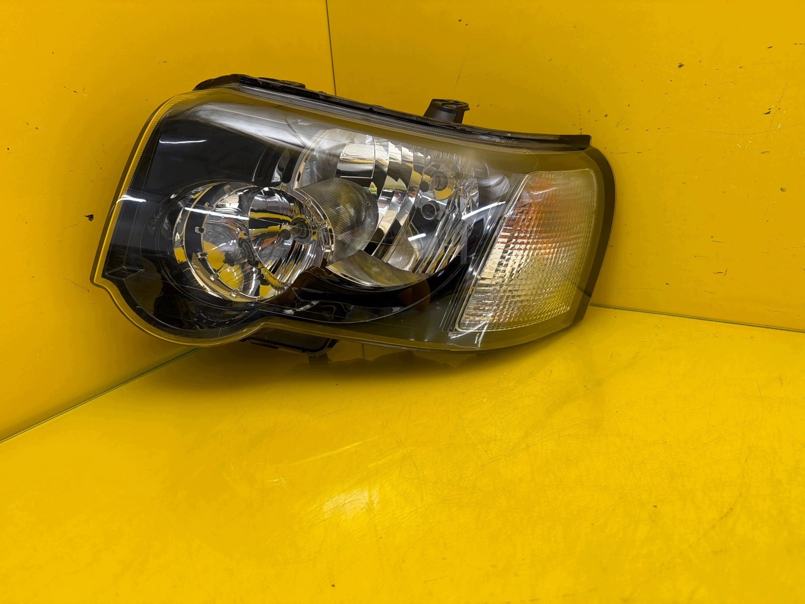 light left front Land Rover Freelander and Lift 2000