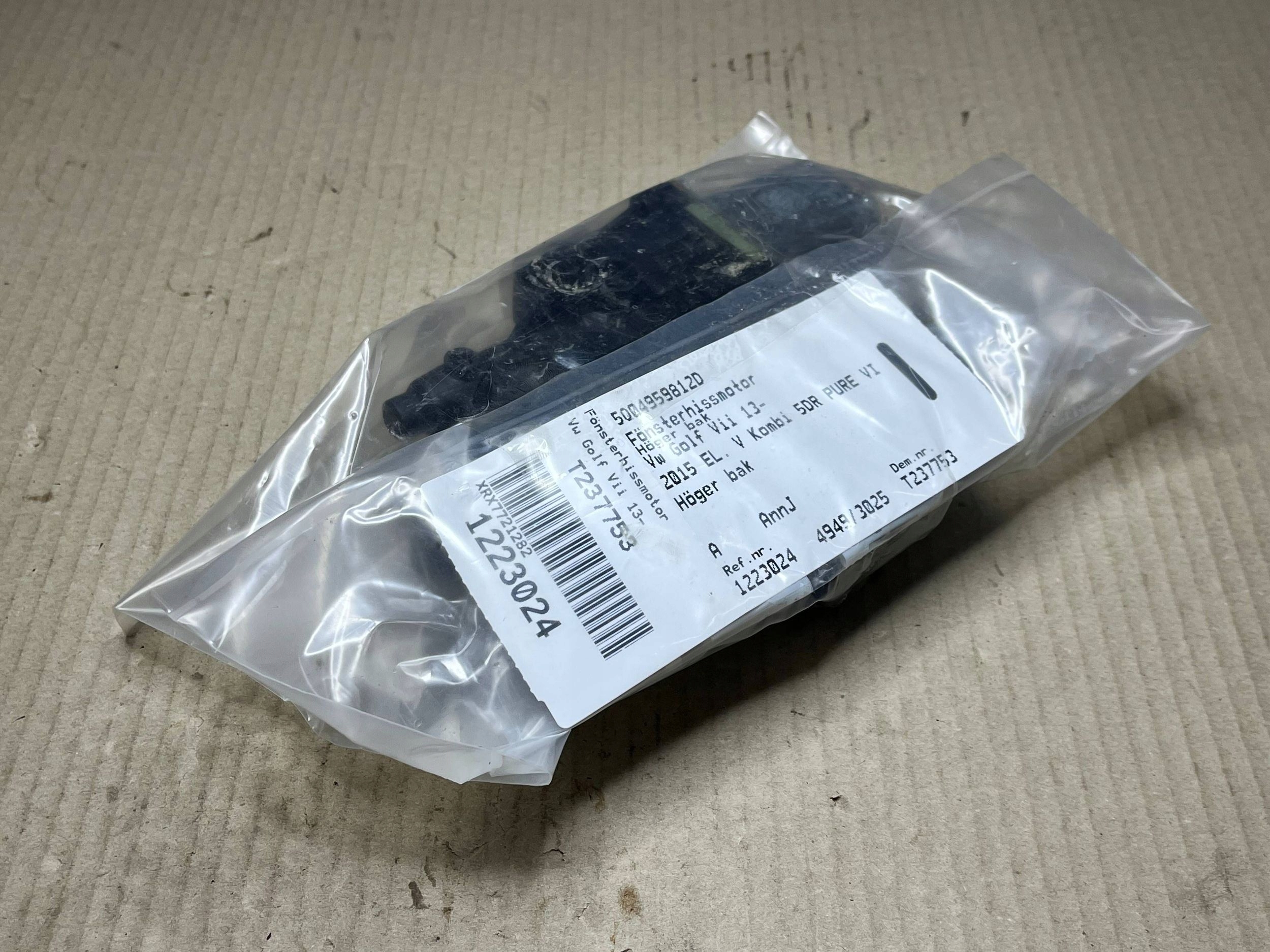 mini motor podnosnika windows Volkswagen Golf VII 5Q04959812D