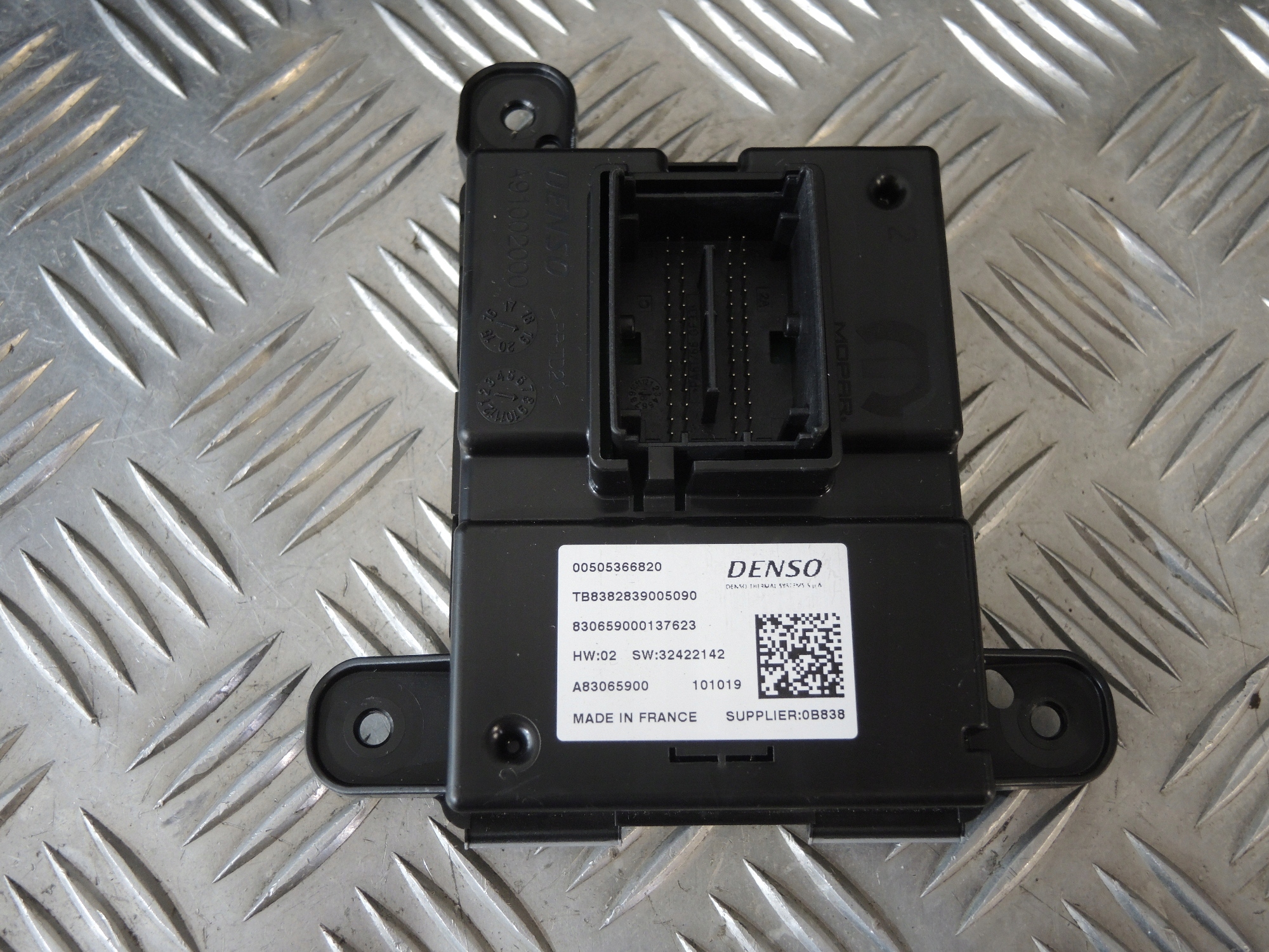 MODUŁ STEROWNIK POMPY PALIWA ALFA ROMEO GIULIA 00505366820