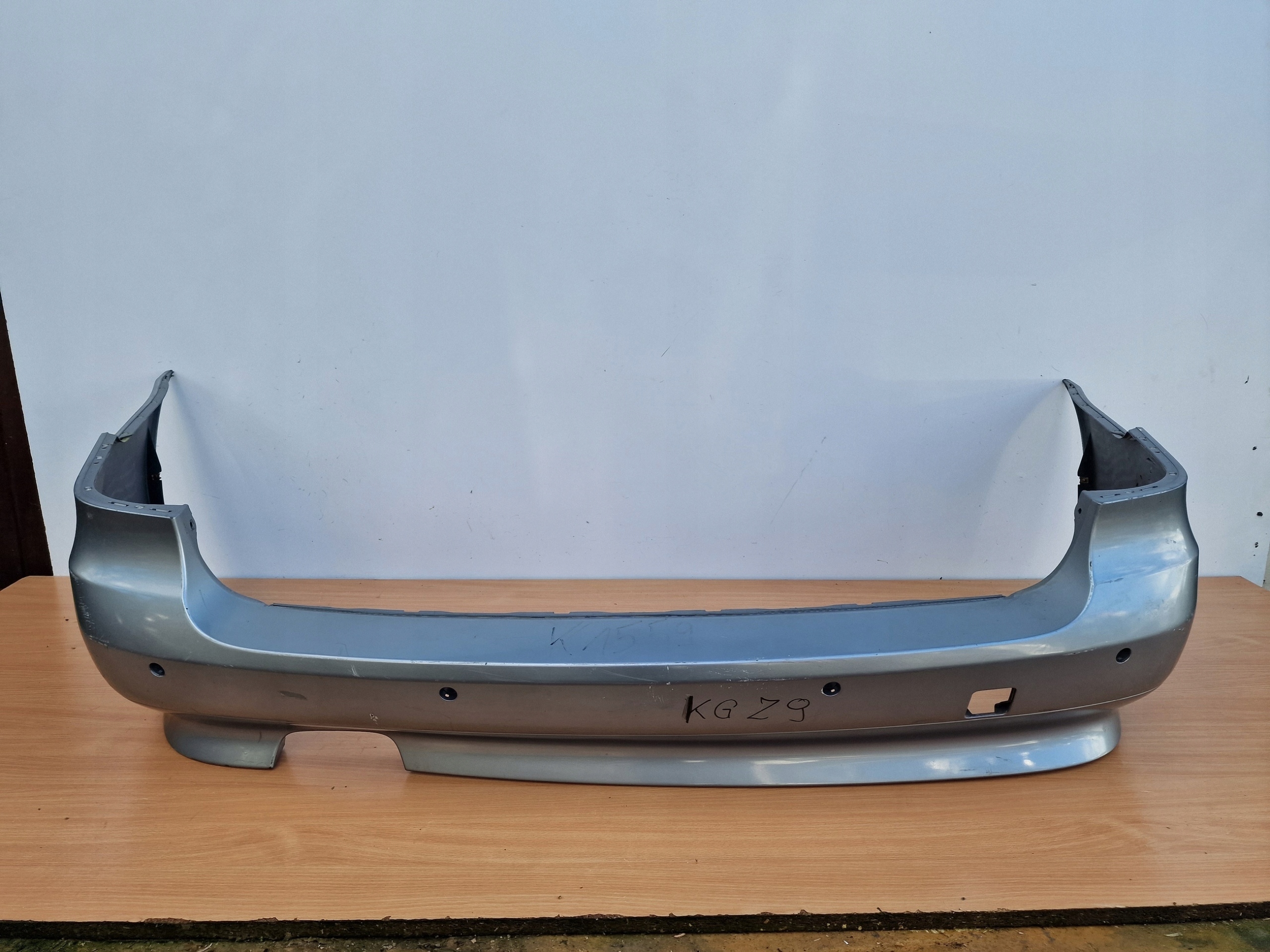BMW 5 E61 KOMBI bumper rear part rear below sensors