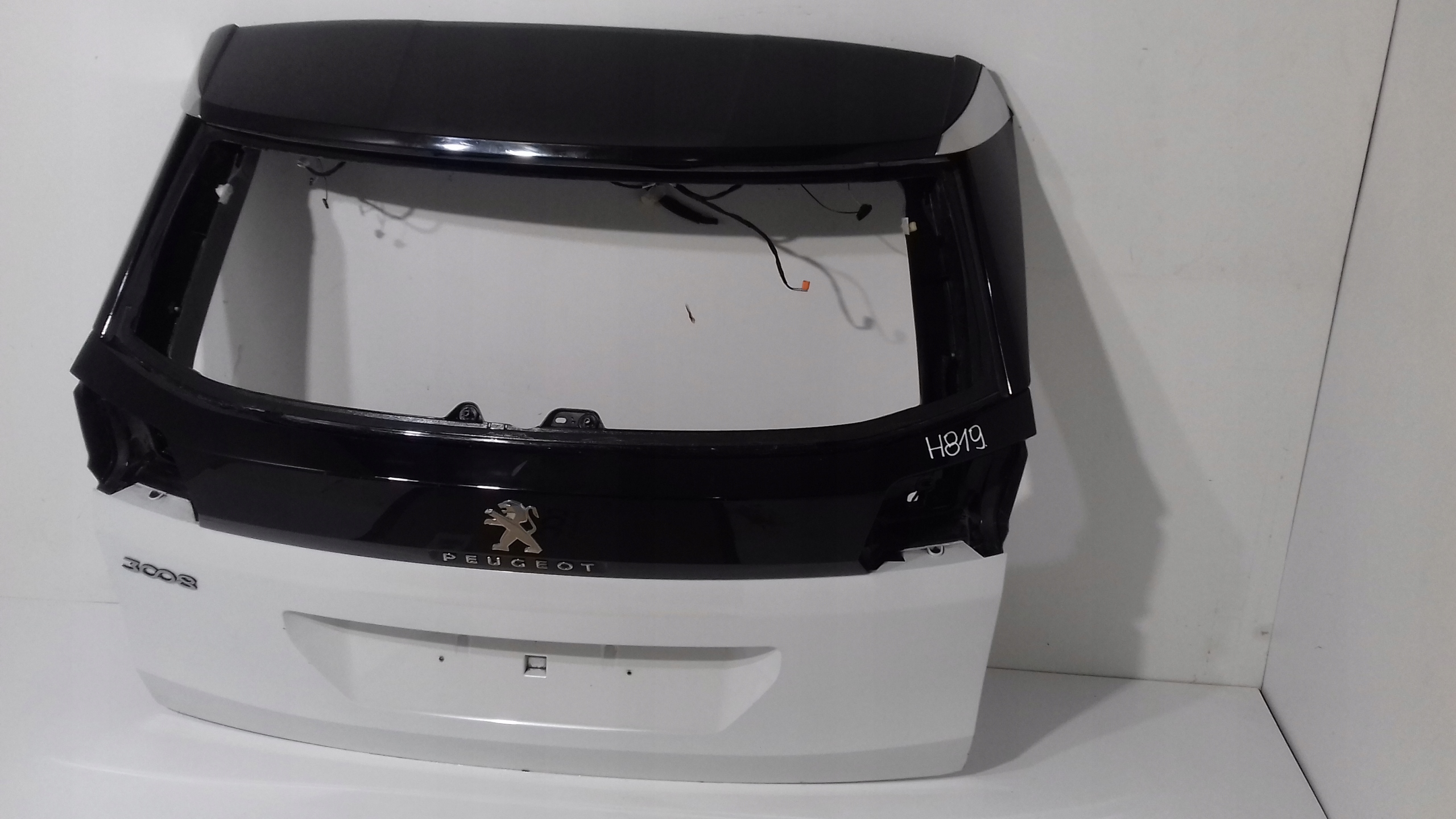 PEUGEOT 3008 II boot doors rear part BIALA