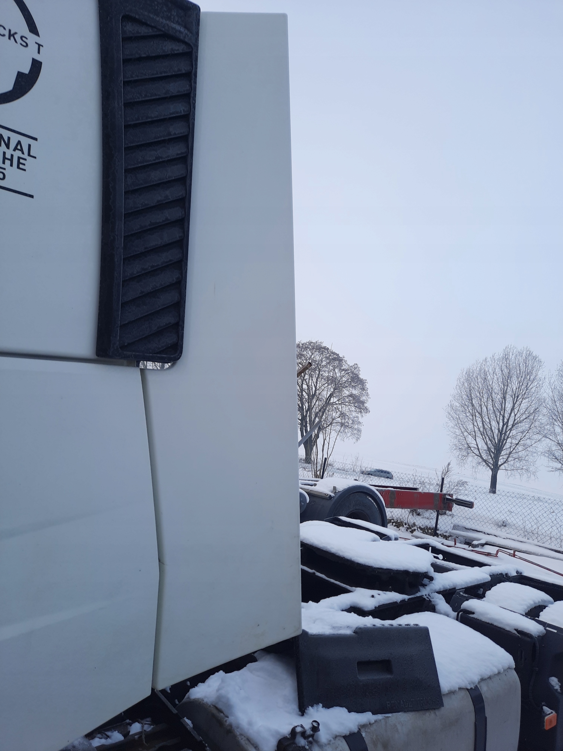 SPOILER OWIEWKA LOTKA KABINY RENAULT RANGE GAMA T