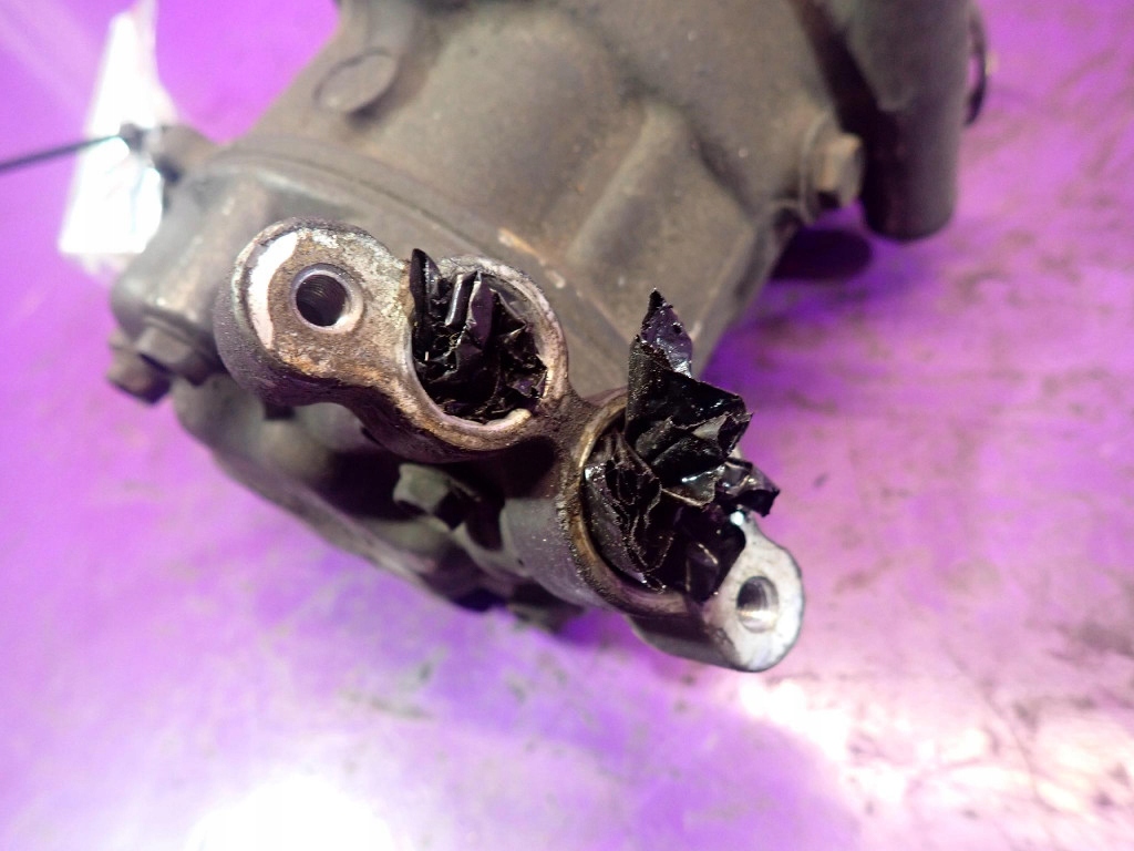 renault и Компрессор кондиционера KLIMATYA8200037058C