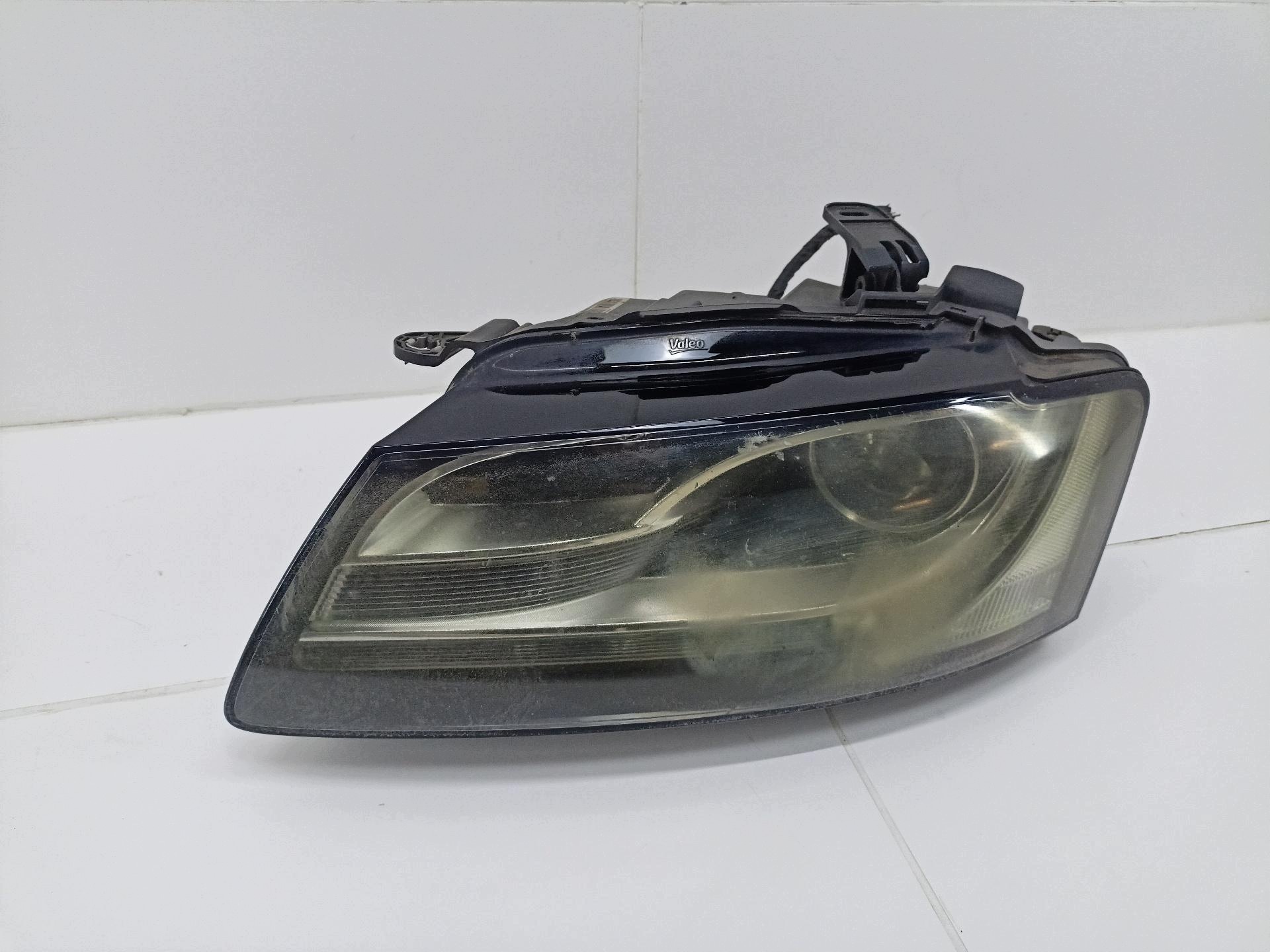 light front left side Audi A5 8T 2010 8T0941003AL