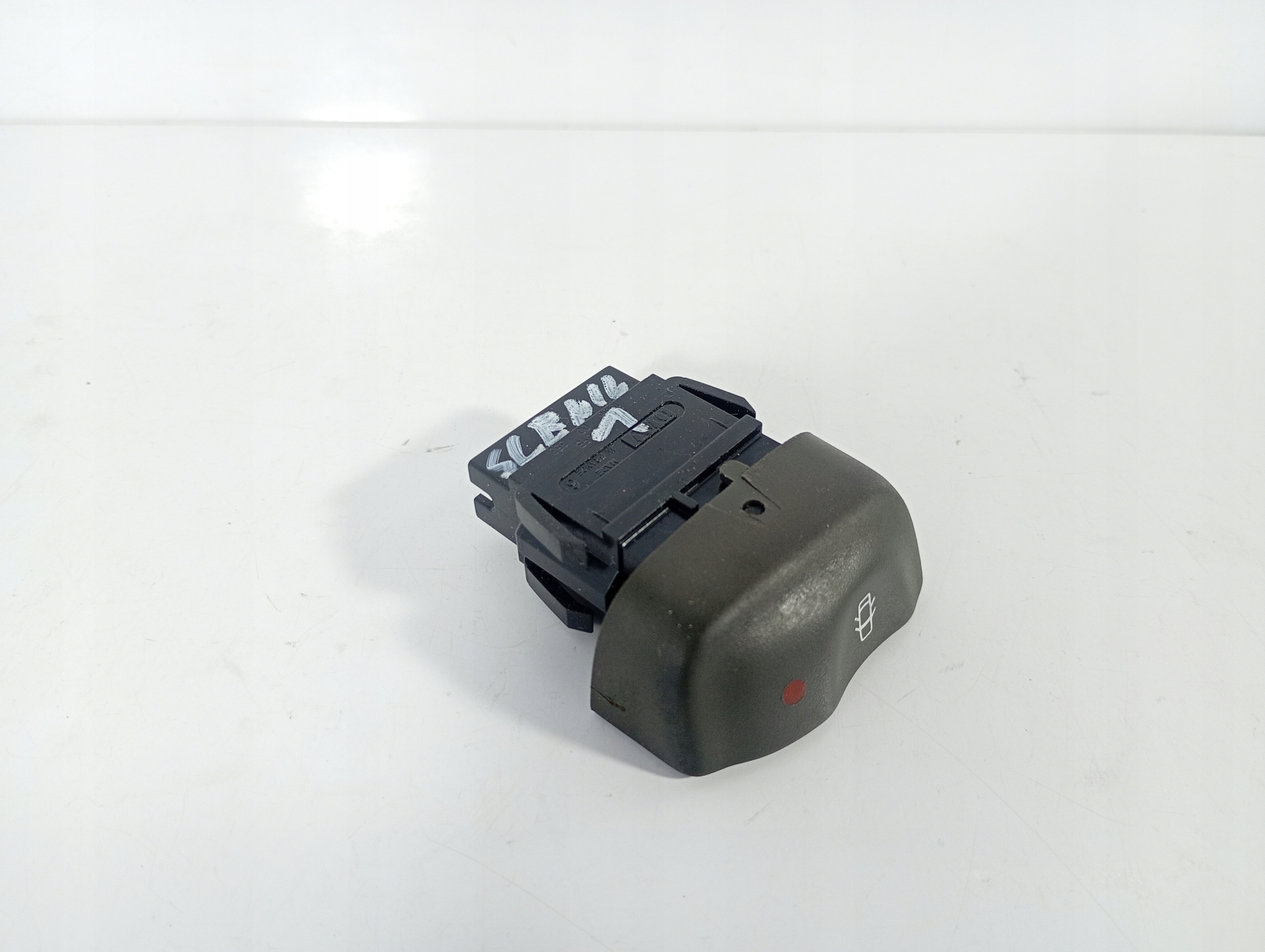 Scenic 1 and 96-03 switch button of a lock central OE 432969B