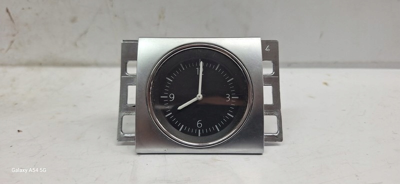 clock inner VW PASSAT B7 3AA919204A