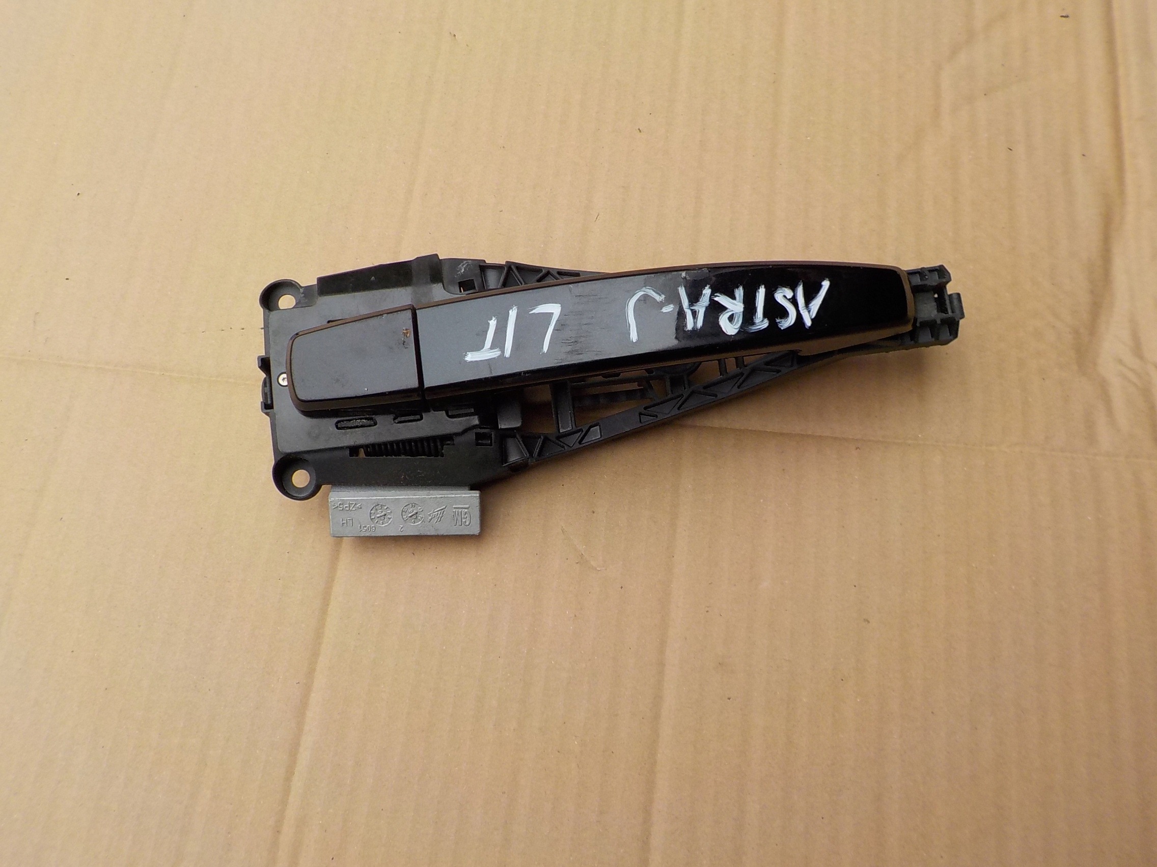 handle left rear part opel astra J IV HB 2010r