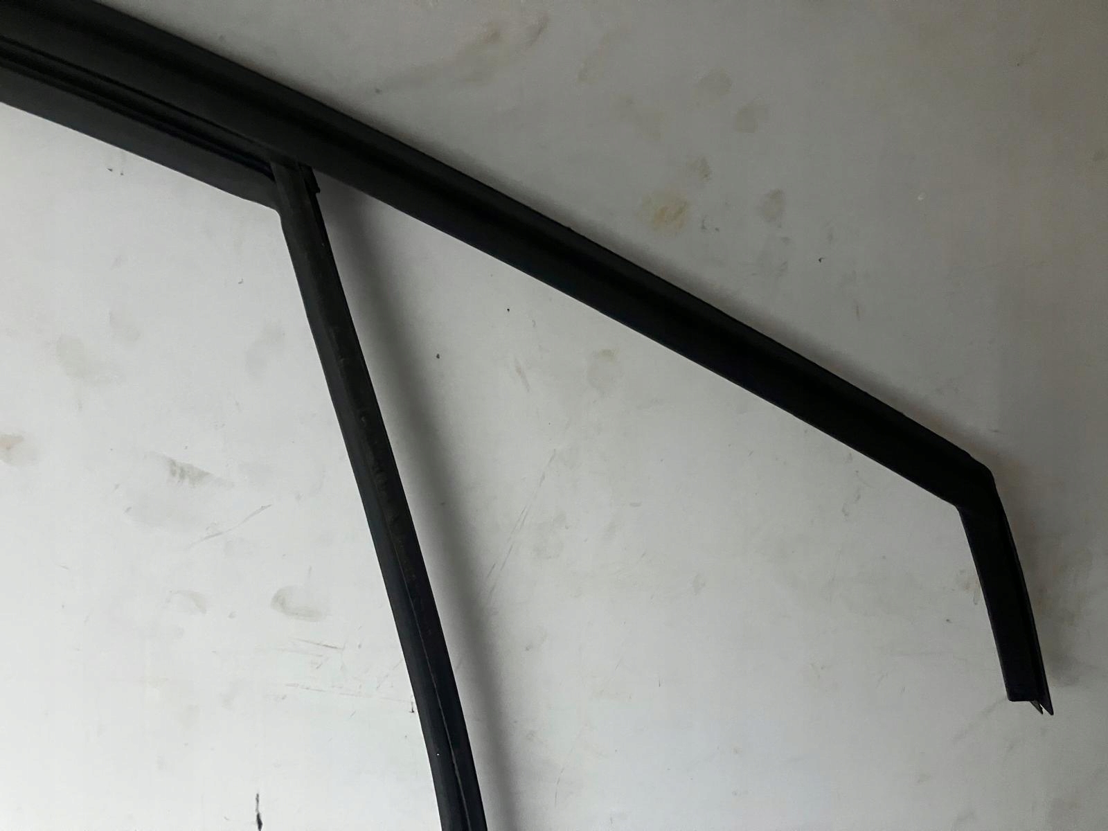 frame gasket door right front CITROEN C3 III 9813201880