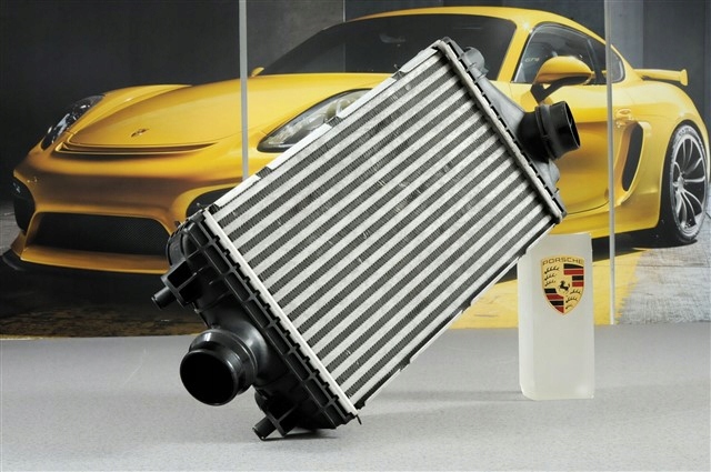 Porsche 911 991.2 Turbo/S Chłodnica/Intercooler R Producent części Porsche OE