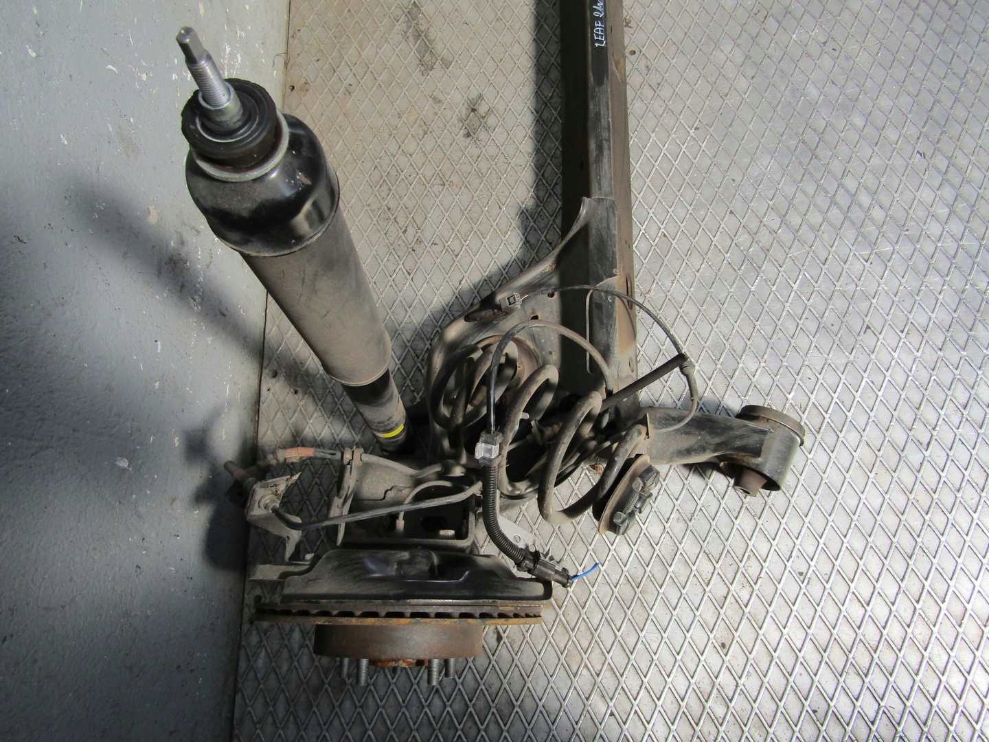 LEAF II ZE1 21R BELKA TYŁ TYLNA TYLNIA ZAWIESZENIE TYLNE TYLNIE OŚ OŚKA Numer katalogowy części LEAF II ZE1 21R BELKA TYŁ TYLNA TYLNIA ZAWIESZENIE TYLNE TYLNIE OŚ OŚKA